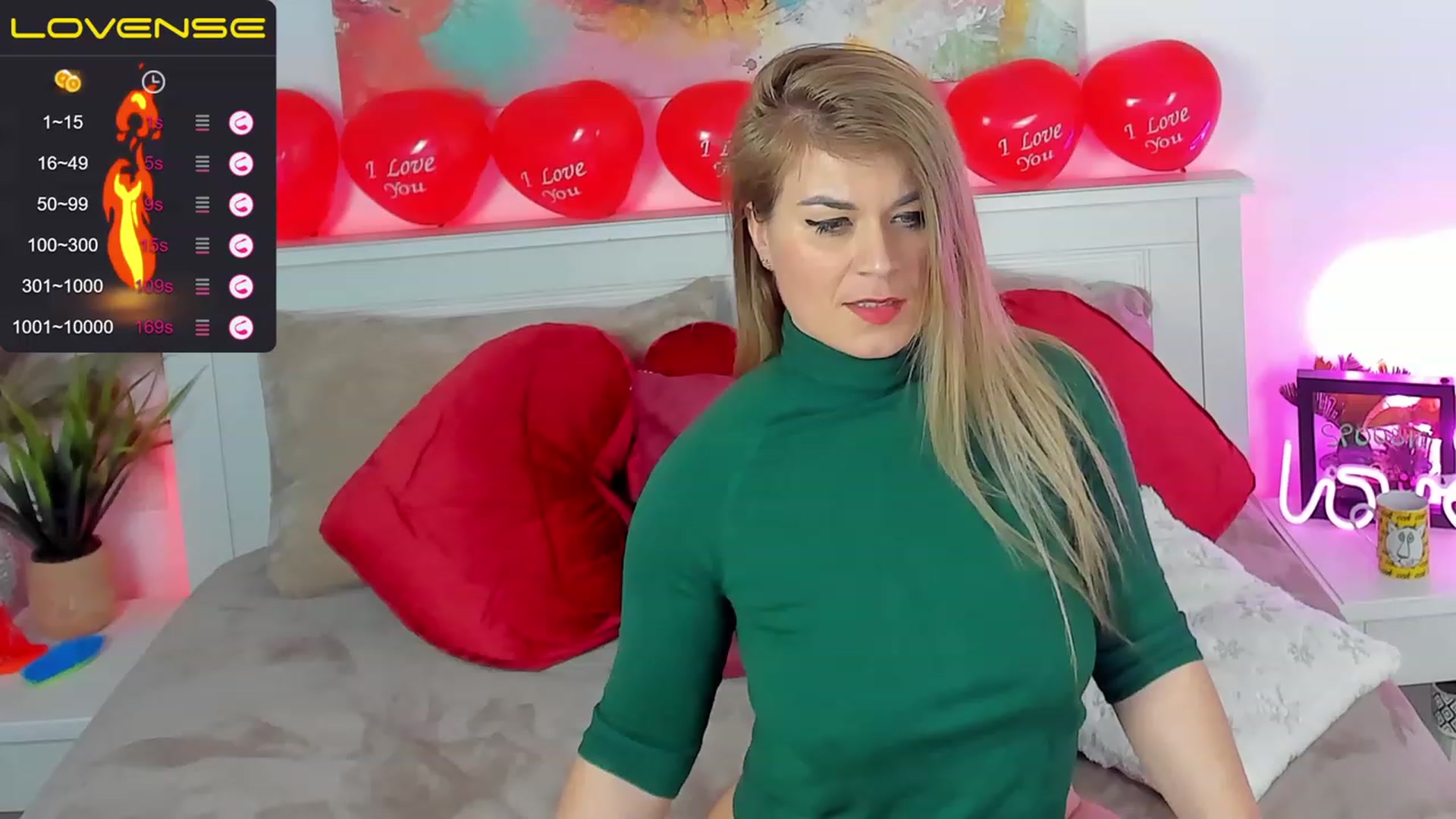 Gallery image thumbnail from SuaveGia's myfreecams stream on, 02/21/2023, 06:53 image 16 of 20