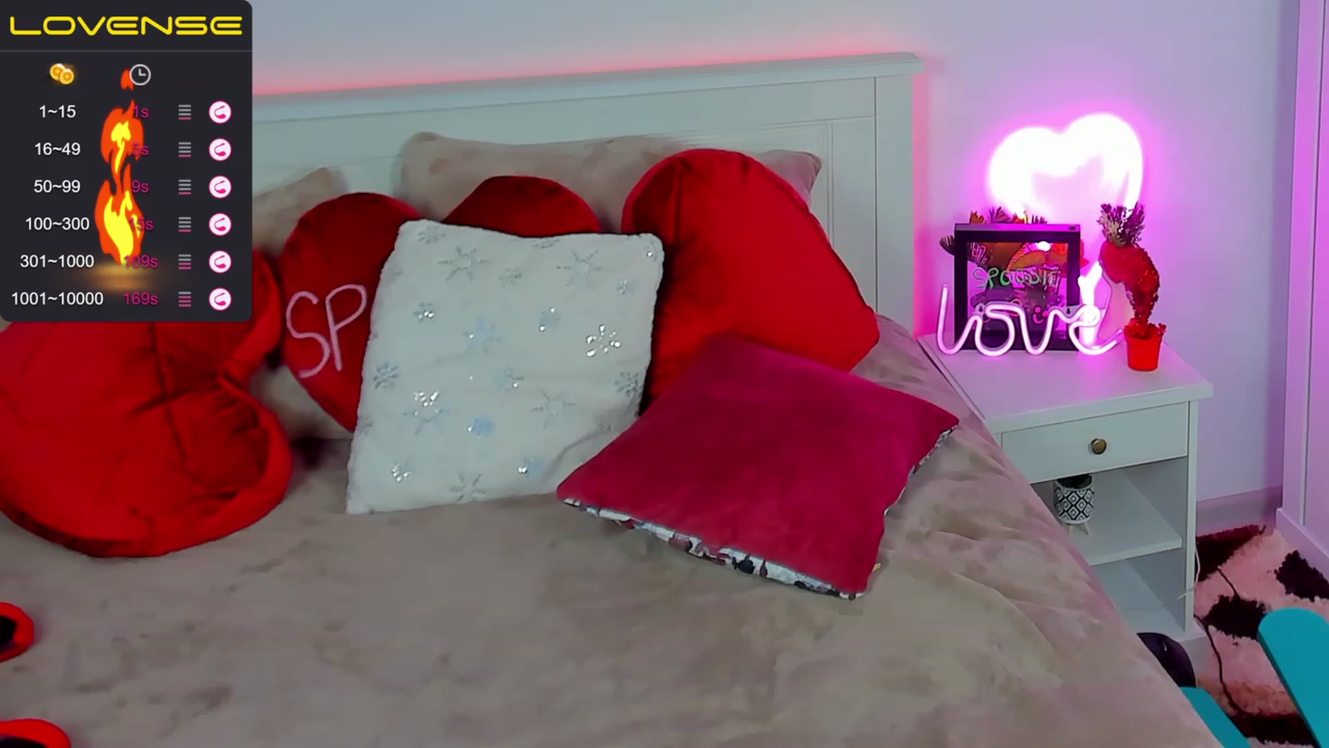 Gallery image thumbnail from SuaveGia's myfreecams stream on, 02/28/2023, 09:10 image 8 of 20