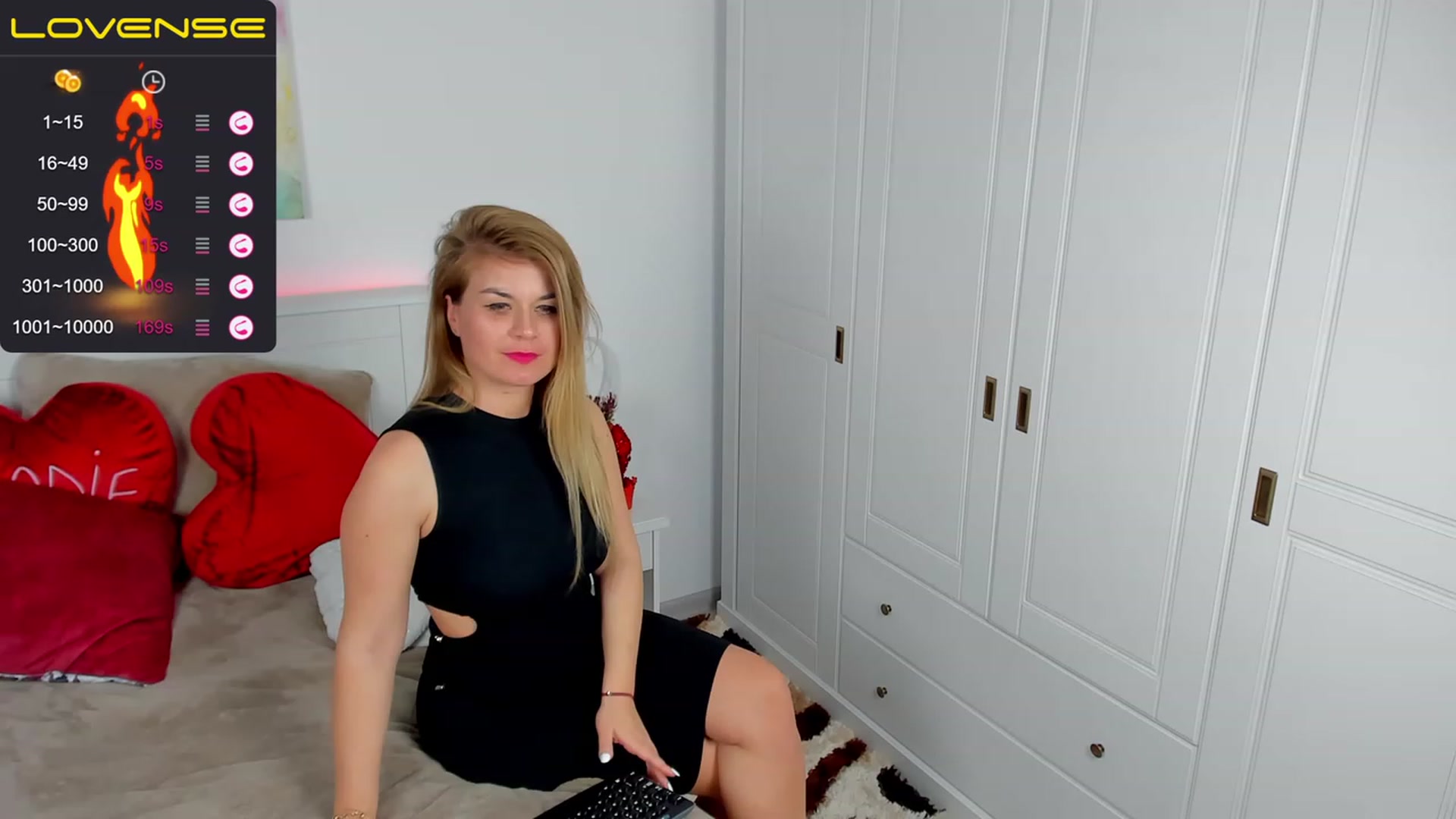 Gallery image thumbnail from SuaveGia's myfreecams stream on, 03/06/2023, 13:54 image 9 of 20