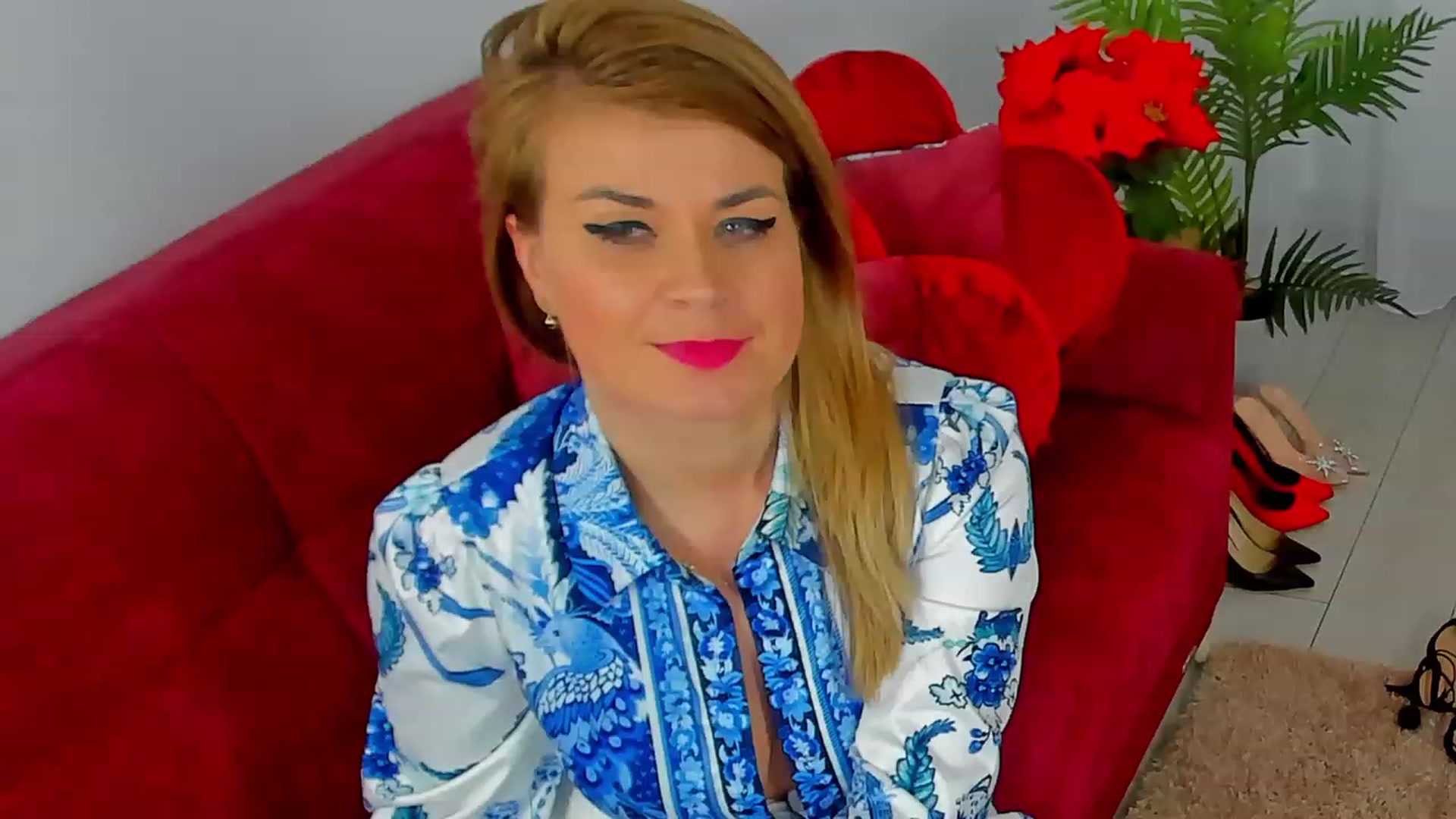 Gallery image thumbnail from SuaveGia's myfreecams stream on, 04/14/2023, 09:54 image 20 of 20
