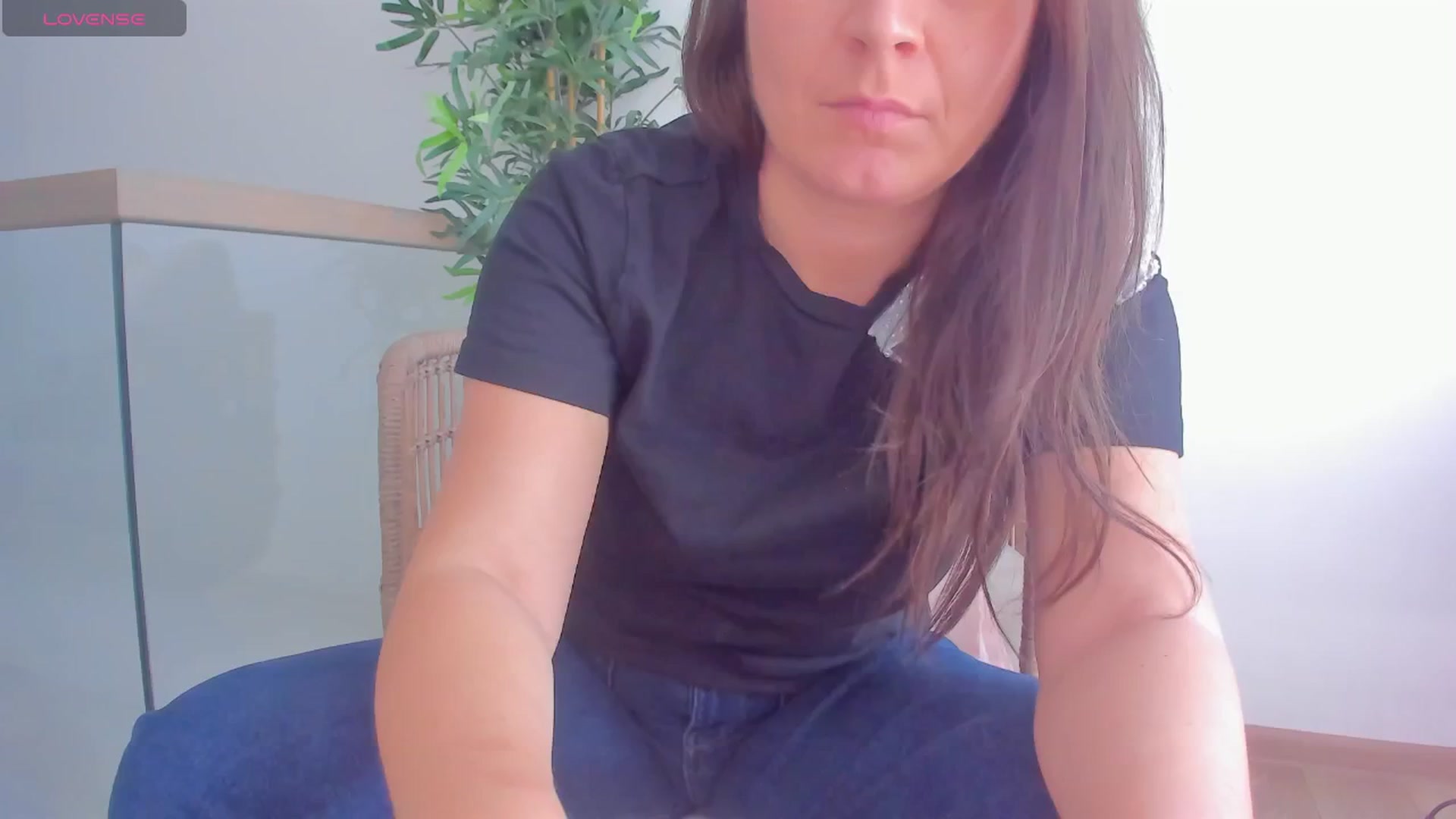 Gallery image thumbnail from SuaveGia's myfreecams stream on, 03/20/2025, 09:44 image 2 of 20