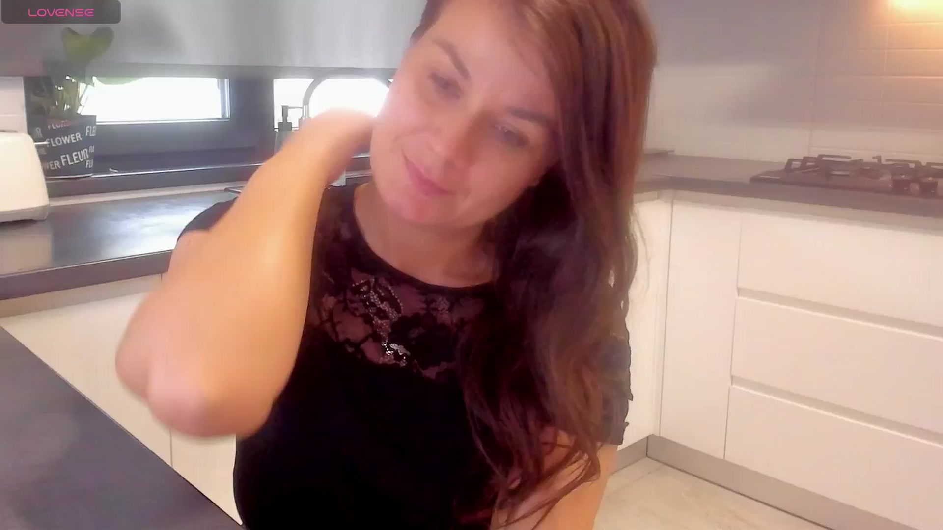 Gallery image thumbnail from SuaveGia's myfreecams stream on, 03/26/2025, 14:35 image 10 of 20