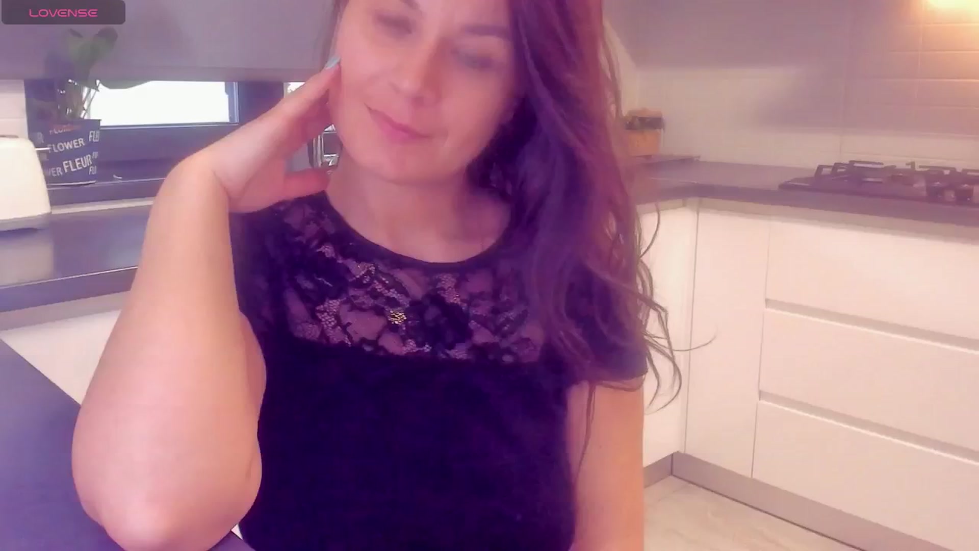 Gallery image thumbnail from SuaveGia's myfreecams stream on, 03/26/2025, 14:35 image 17 of 20