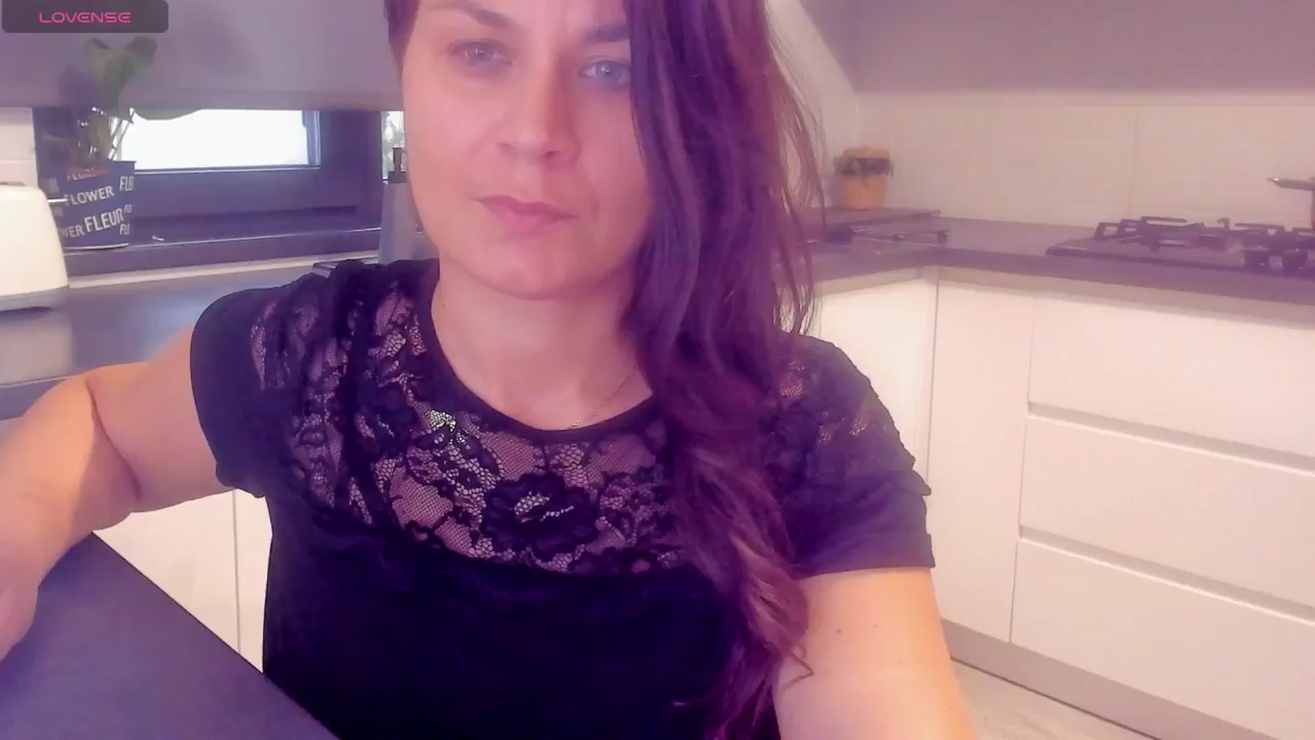 Gallery image thumbnail from SuaveGia's myfreecams stream on, 03/26/2025, 15:27 image 6 of 20