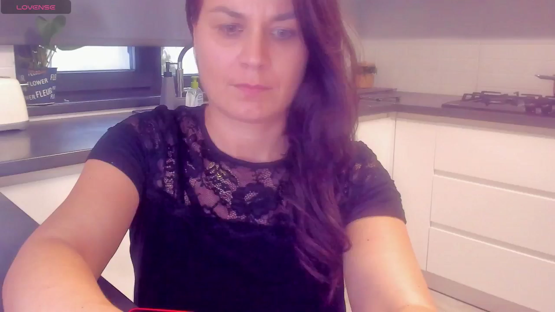 Gallery image thumbnail from SuaveGia's myfreecams stream on, 03/26/2025, 15:27 image 19 of 20