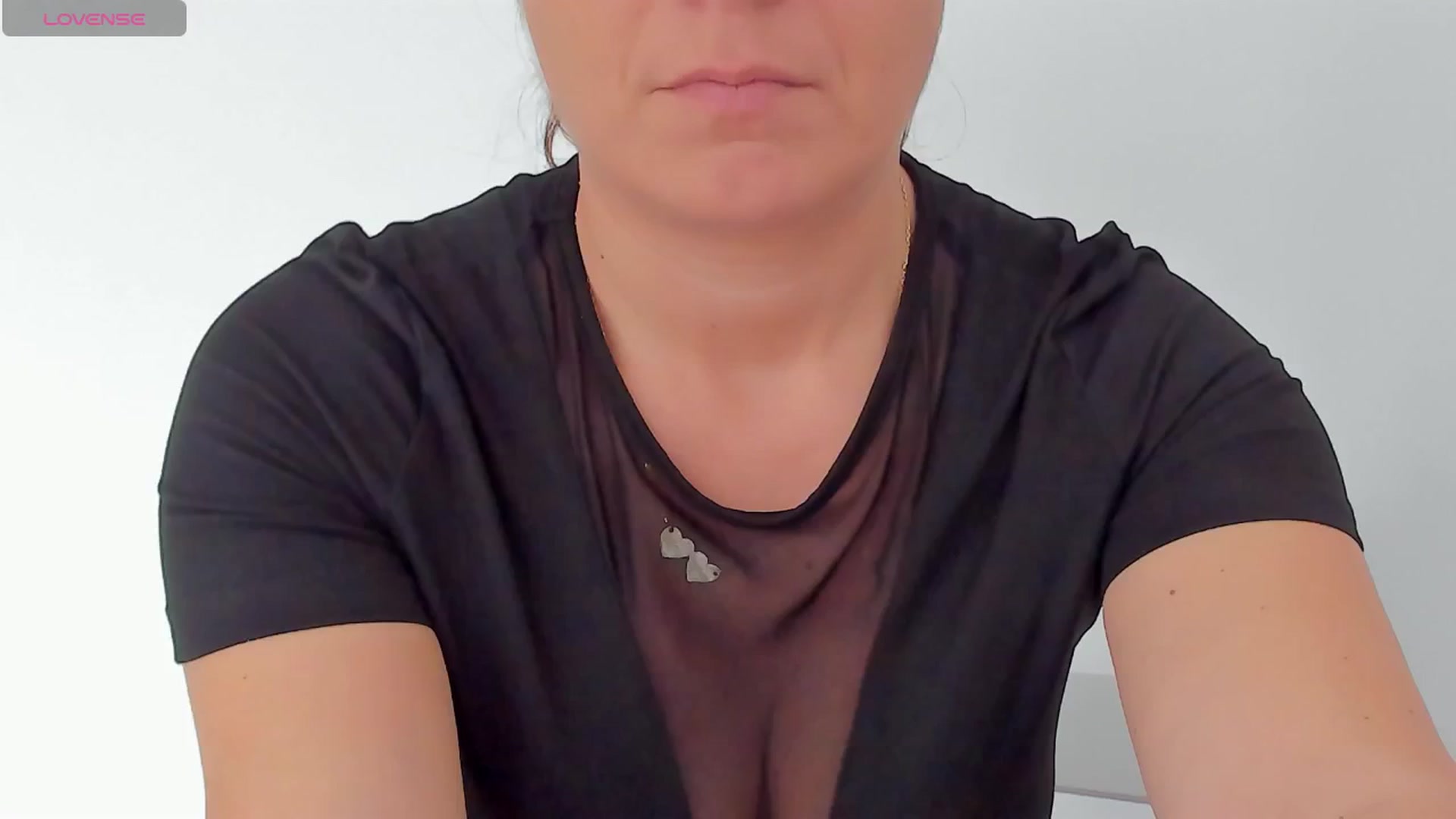Gallery image thumbnail from SuaveGia's myfreecams stream on, 04/17/2025, 07:14 image 5 of 20