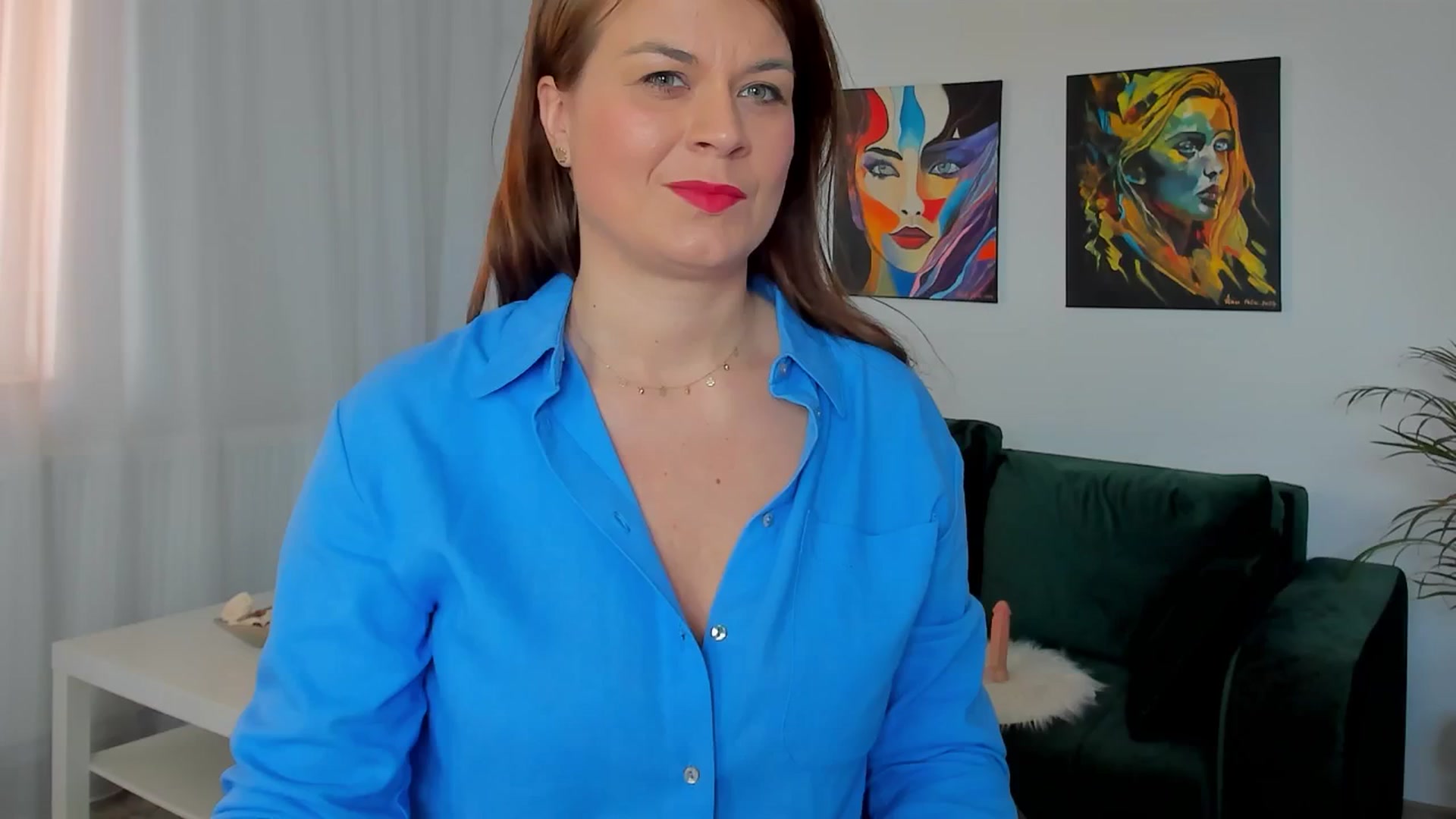 Gallery image thumbnail from SuaveGia's myfreecams stream on, 05/02/2025, 08:35 image 11 of 20