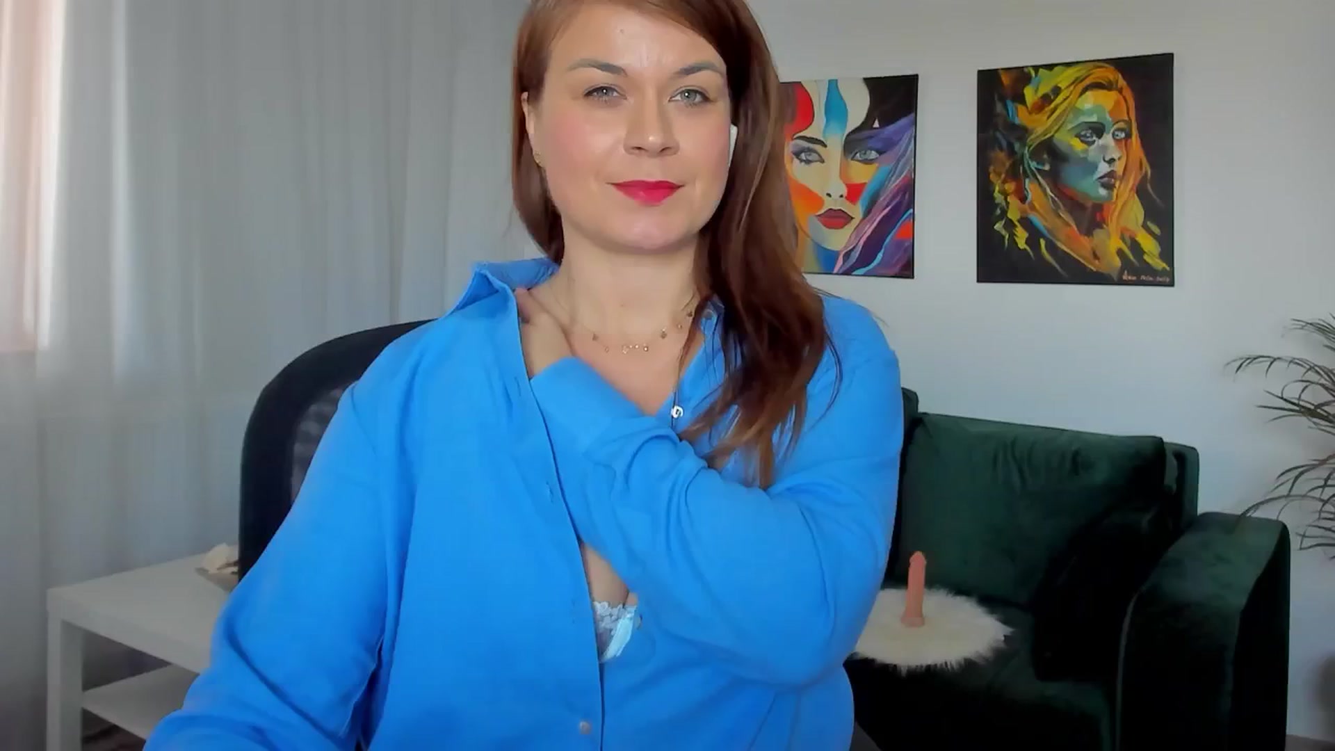 Gallery image thumbnail from SuaveGia's myfreecams stream on, 05/02/2025, 08:55 image 11 of 20