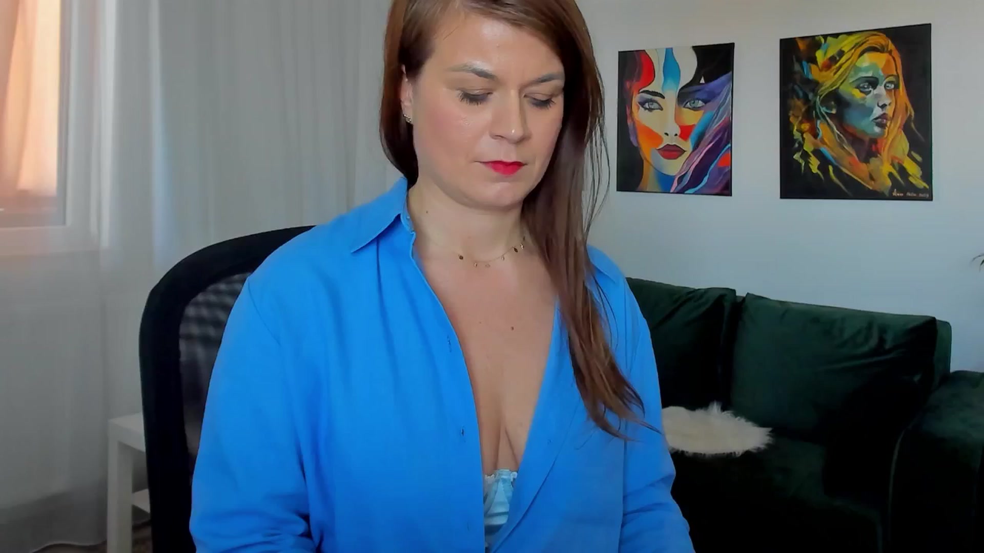 Gallery image thumbnail from SuaveGia's myfreecams stream on, 05/02/2025, 12:36 image 7 of 20