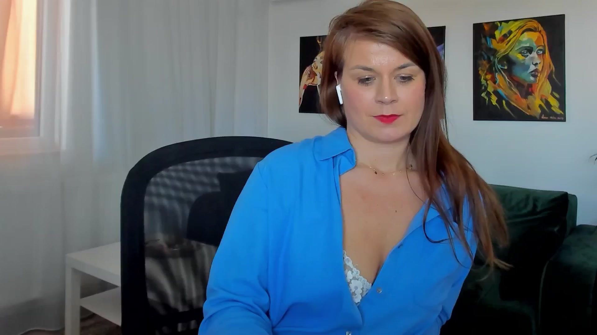 Gallery image thumbnail from SuaveGia's myfreecams stream on, 05/02/2025, 14:11 image 6 of 20
