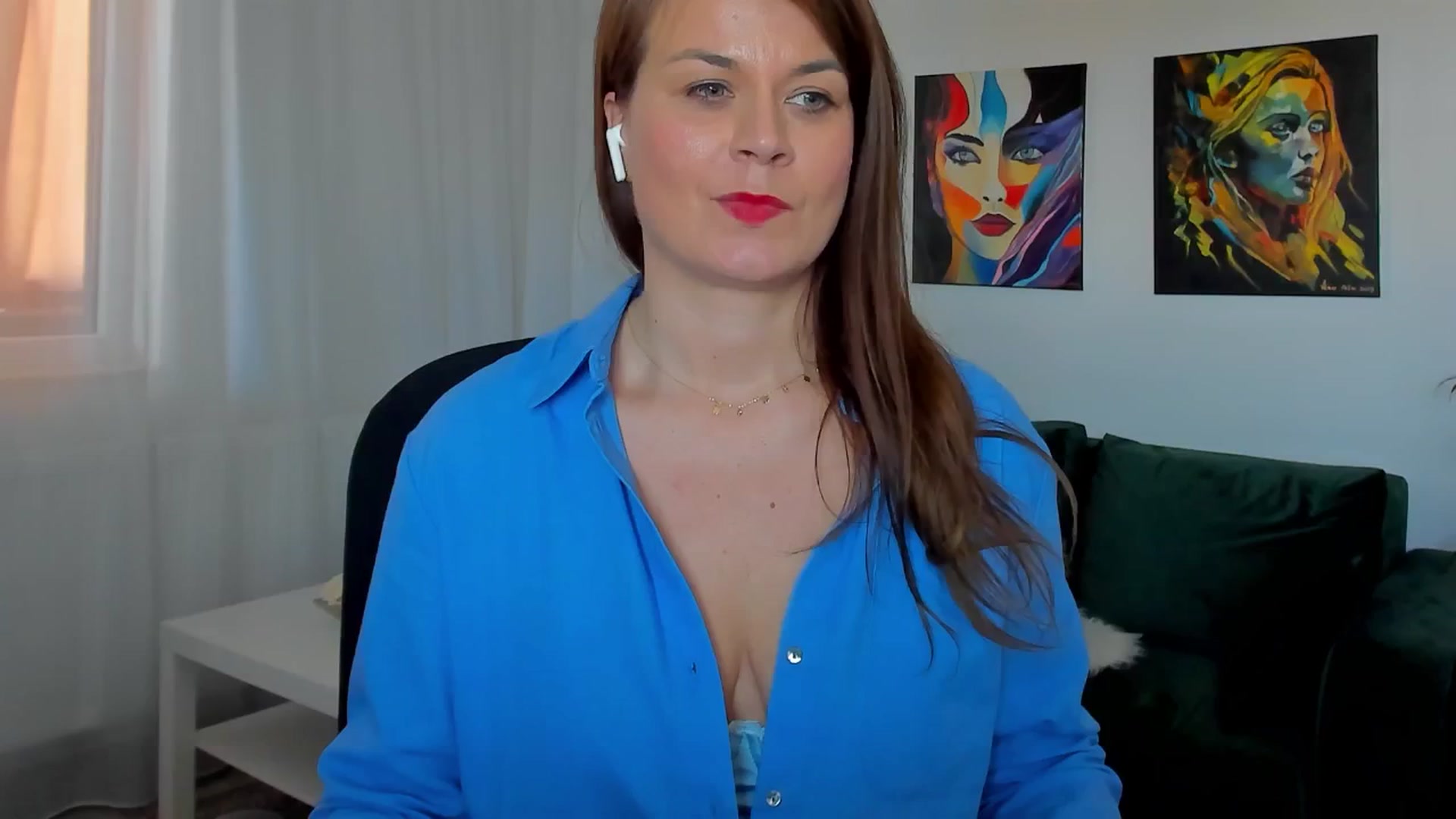Gallery image thumbnail from SuaveGia's myfreecams stream on, 05/02/2025, 14:11 image 9 of 20