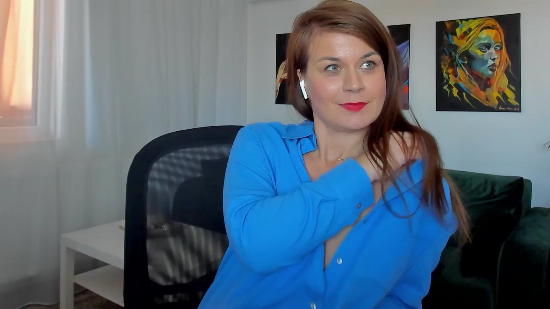 Gallery image thumbnail from SuaveGia's myfreecams stream on, 05/02/2025, 14:11 image 7 of 20
