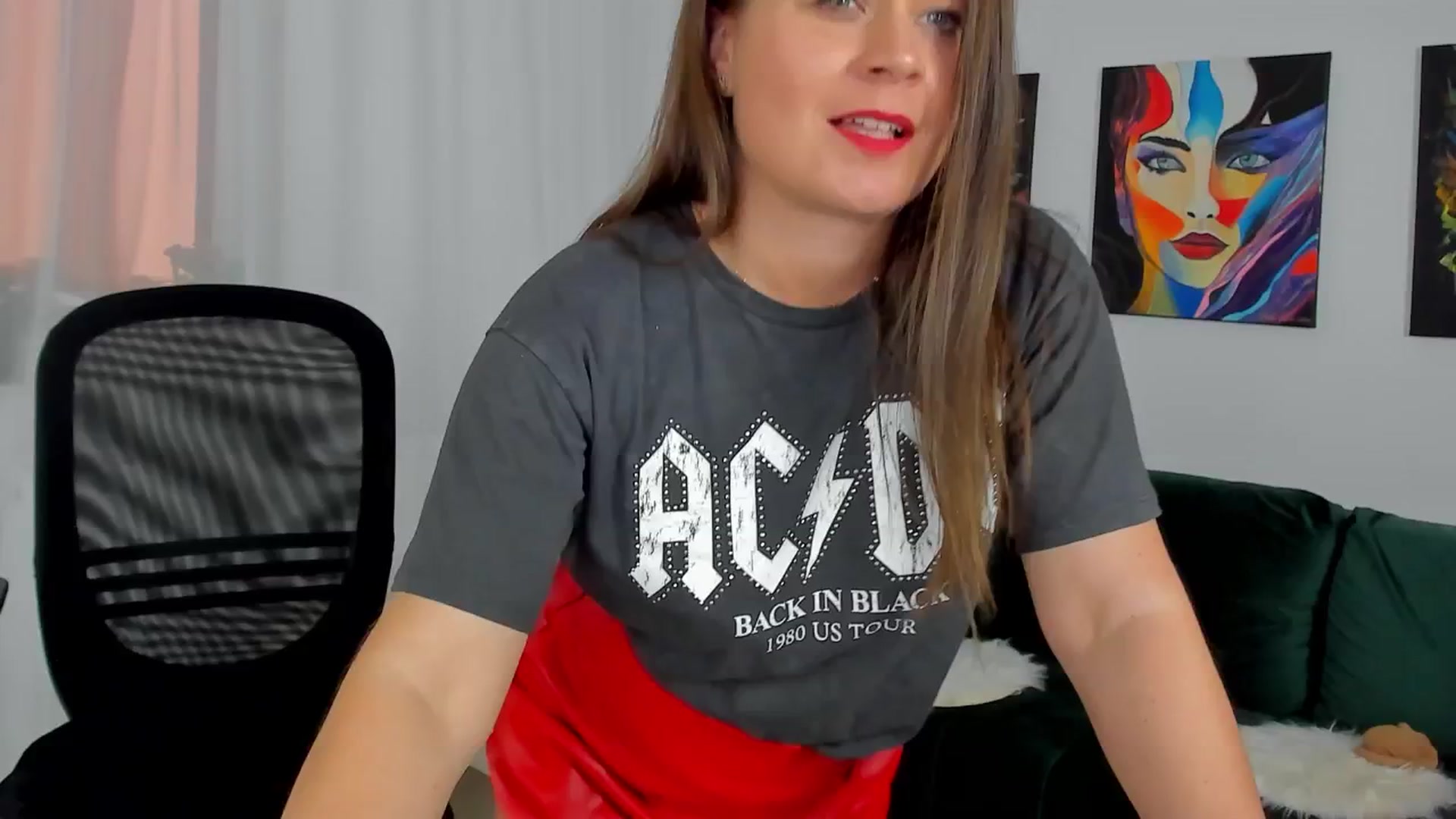 Gallery image thumbnail from SuaveGia's myfreecams stream on, 05/24/2025, 16:36 image 9 of 20