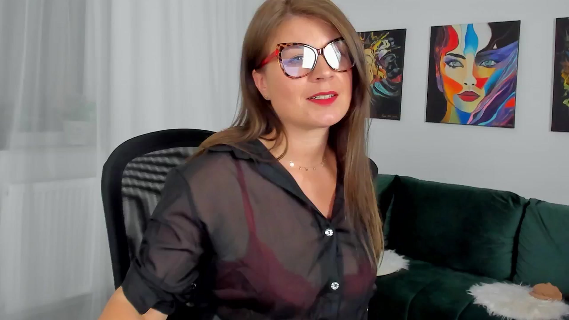 Gallery image thumbnail from SuaveGia's myfreecams stream on, 05/24/2025, 16:36 image 16 of 20