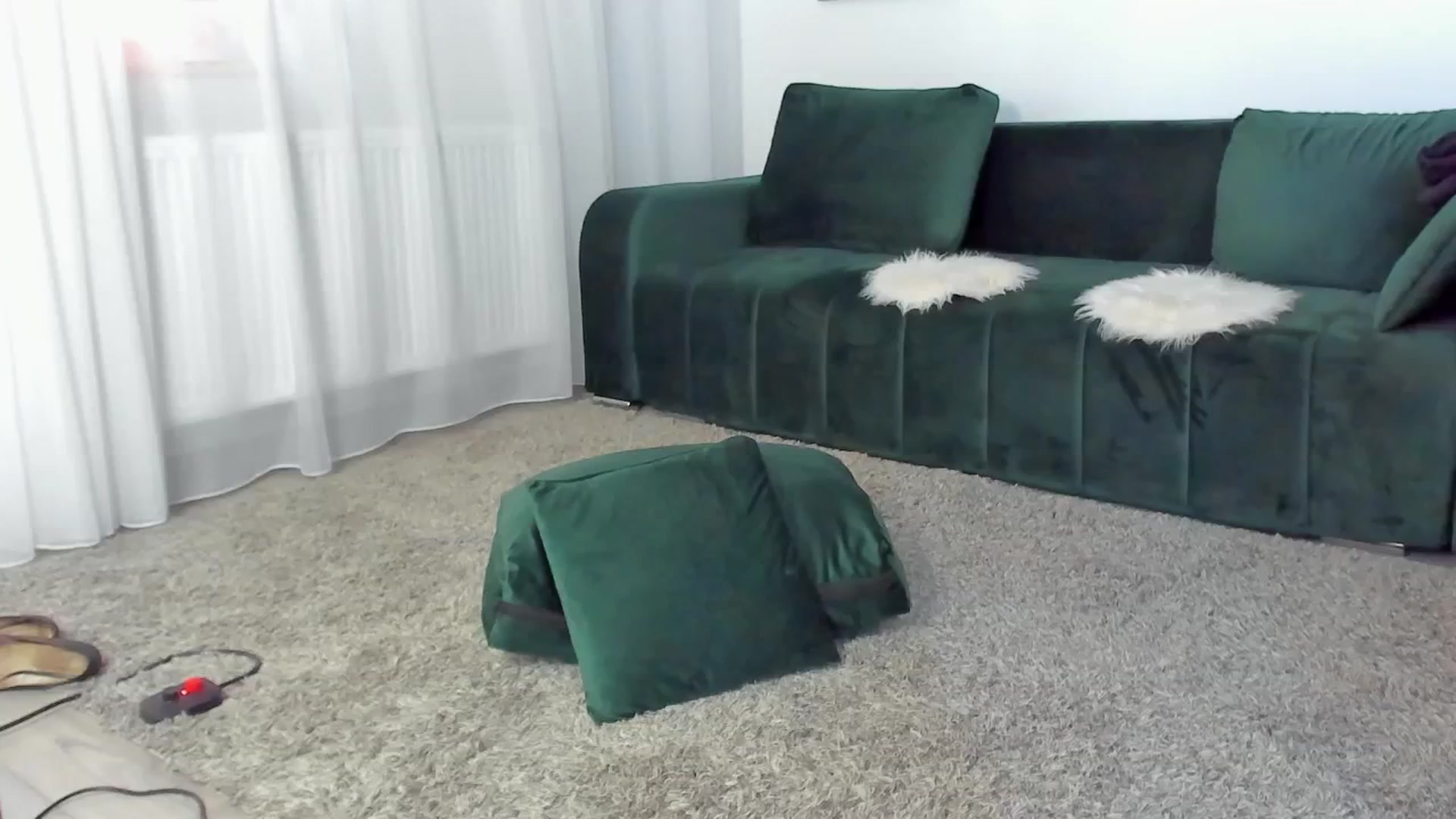 Gallery image thumbnail from SuaveGia's myfreecams stream on, 06/25/2025, 09:40 image 19 of 20