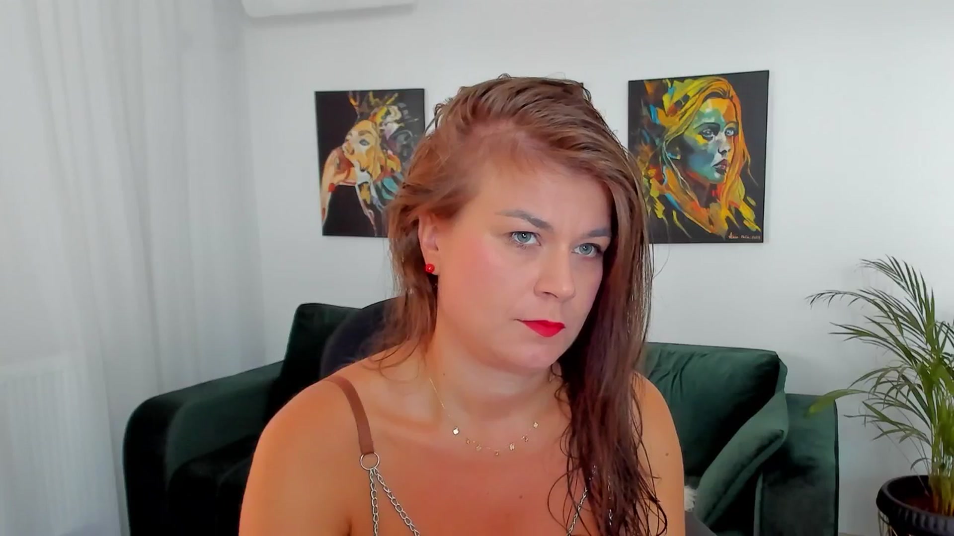 Gallery image thumbnail from SuaveGia's myfreecams stream on, 07/07/2025, 09:56 image 2 of 20