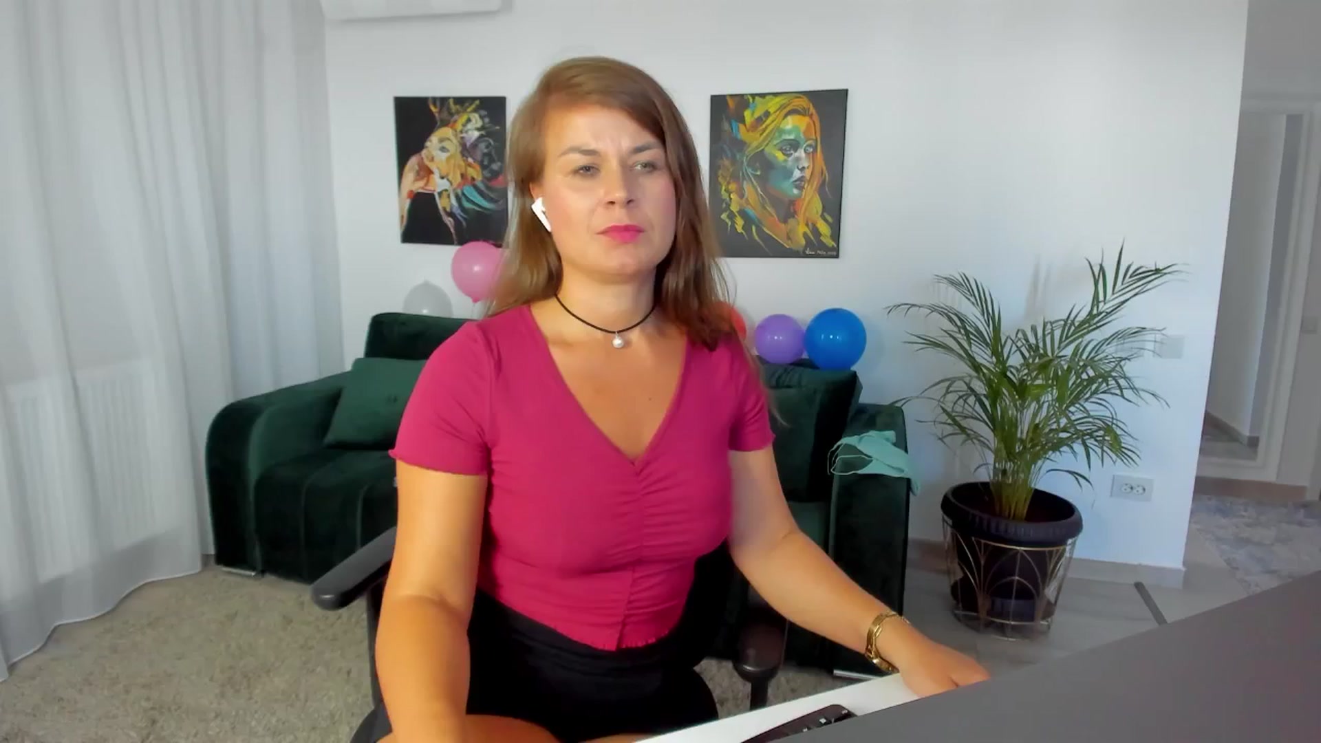 Gallery image thumbnail from SuaveGia's myfreecams stream on, 07/10/2025, 12:34 image 2 of 20