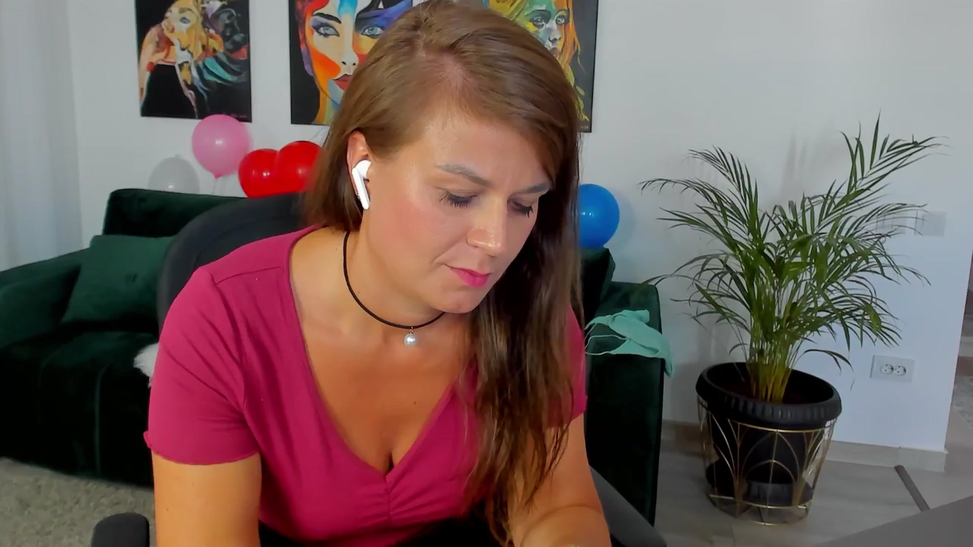 Gallery image thumbnail from SuaveGia's myfreecams stream on, 07/10/2025, 12:34 image 19 of 20