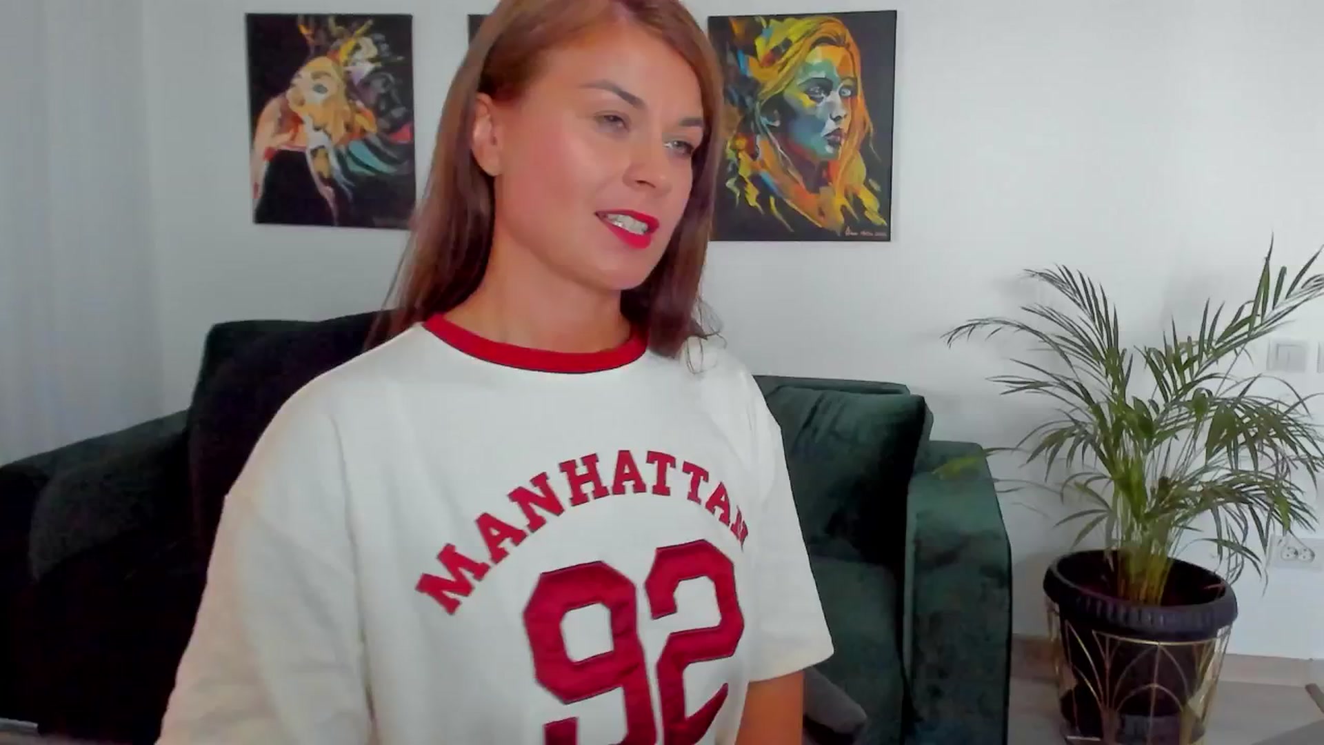 Gallery image thumbnail from SuaveGia's myfreecams stream on, 08/18/2025, 08:47 image 3 of 20