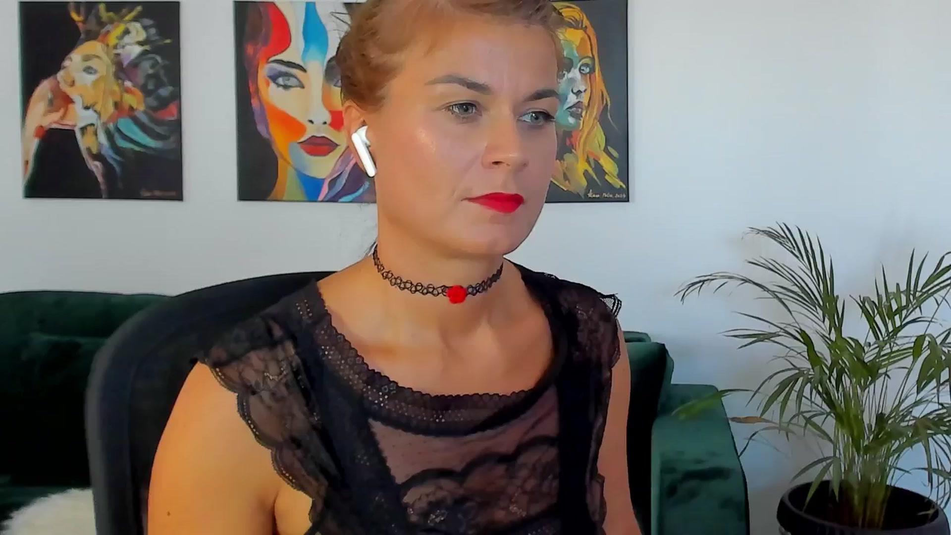 Gallery image thumbnail from SuaveGia's myfreecams stream on, 08/21/2025, 12:22 image 5 of 20