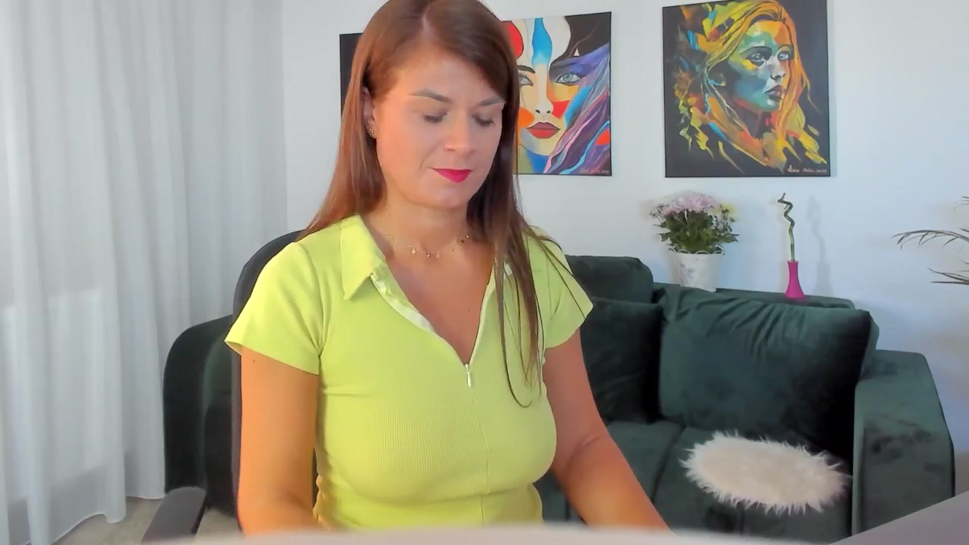 Gallery image thumbnail from SuaveGia's myfreecams stream on, 09/08/2025, 12:23 image 3 of 20
