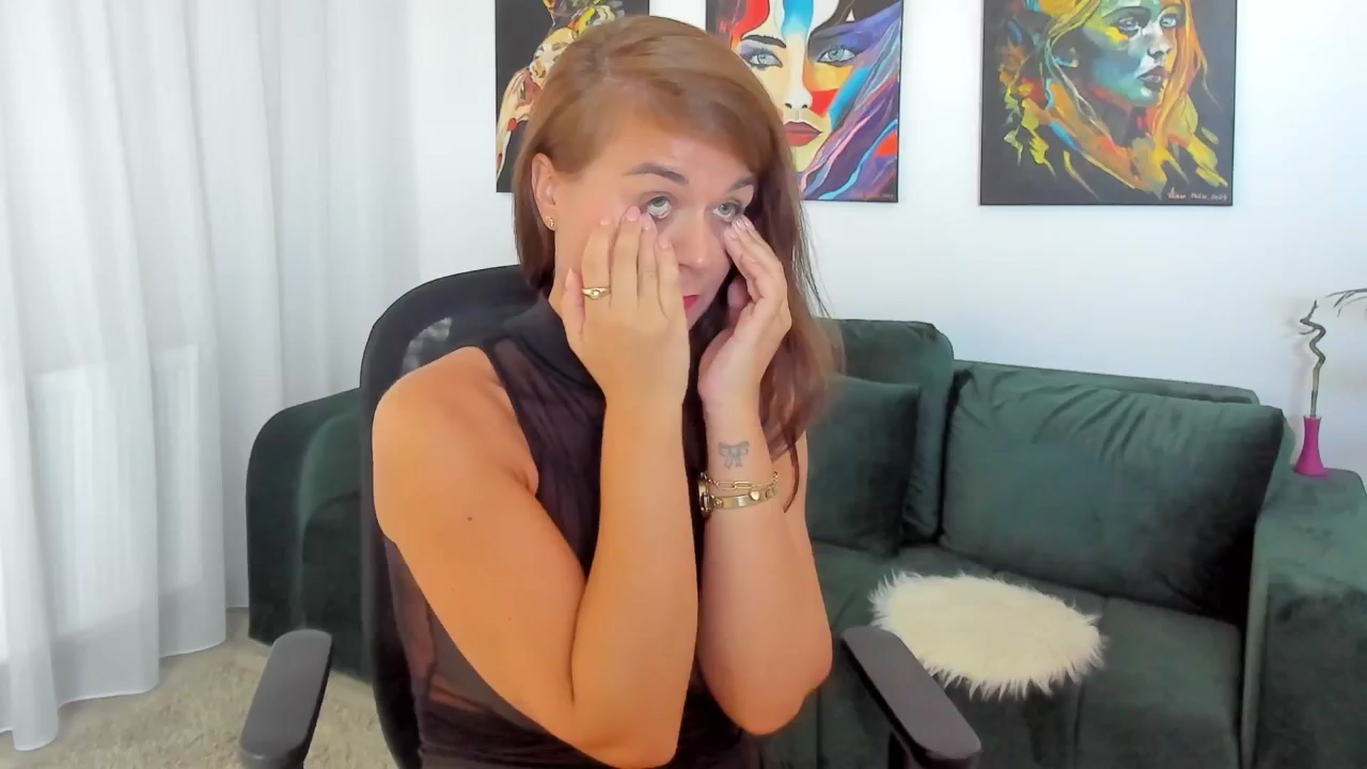Gallery image thumbnail from SuaveGia's myfreecams stream on, 09/16/2025, 12:17 image 17 of 20