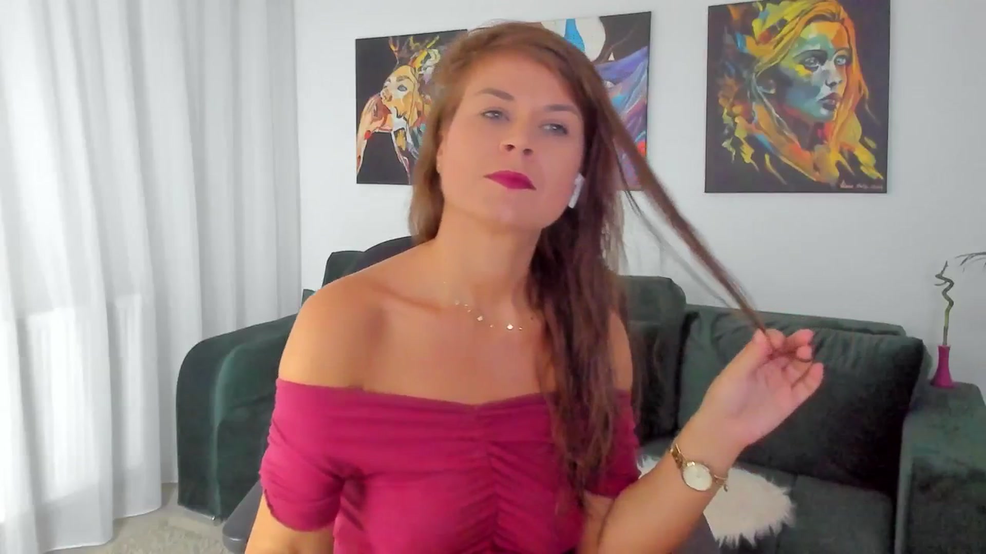Gallery image thumbnail from SuaveGia's myfreecams stream on, 09/17/2025, 07:34 image 14 of 20