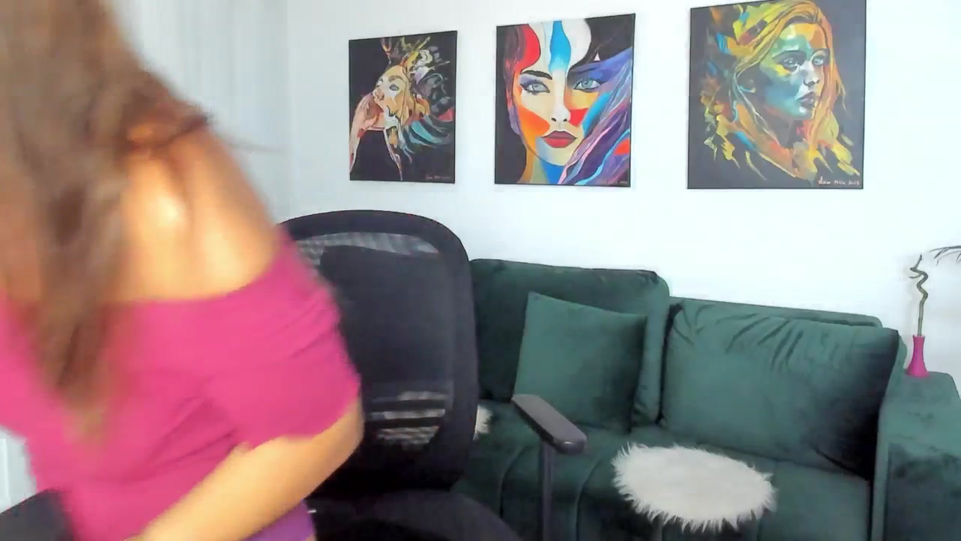 Gallery image thumbnail from SuaveGia's myfreecams stream on, 09/17/2025, 09:29 image 13 of 20