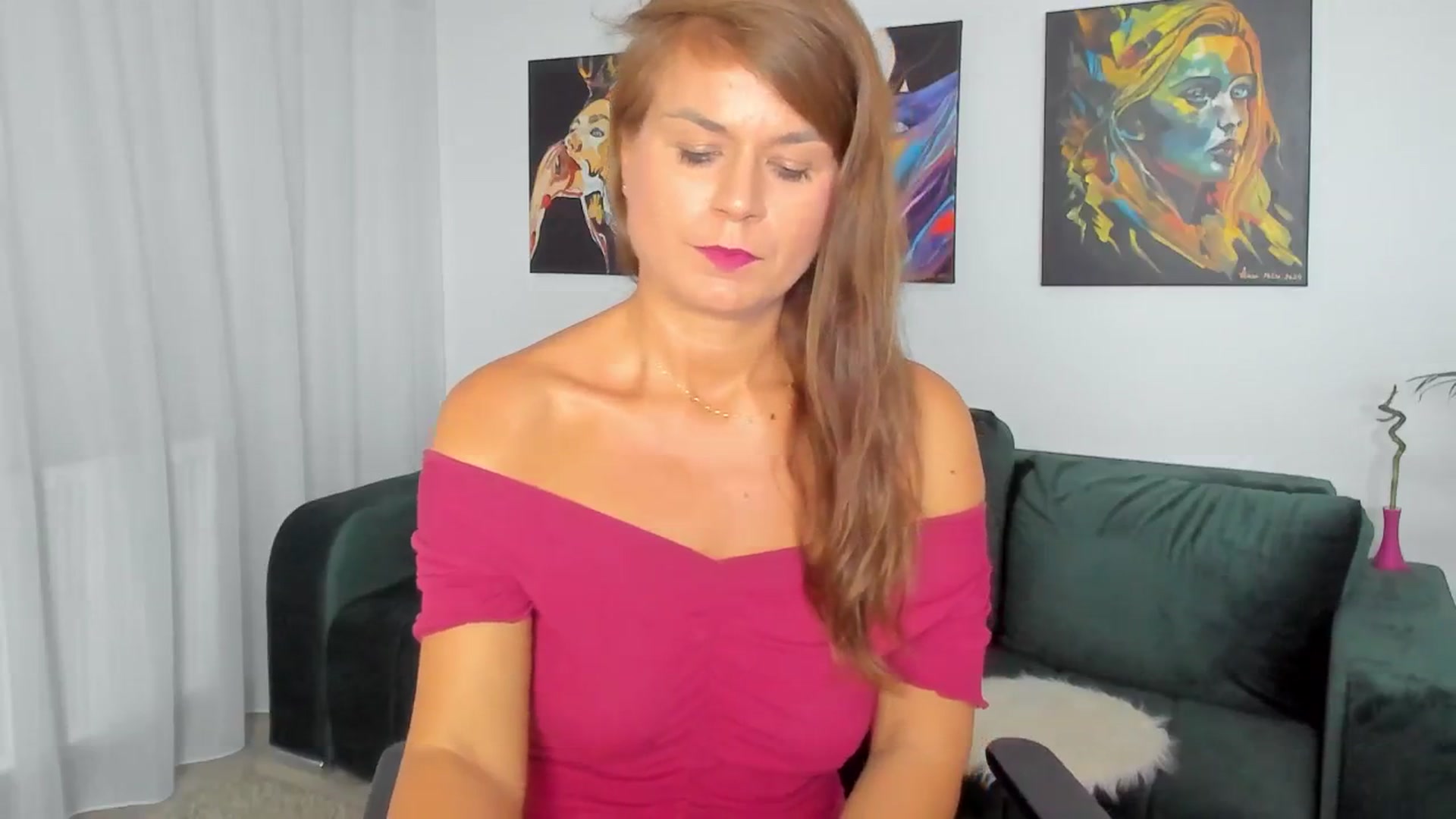 Gallery image thumbnail from SuaveGia's myfreecams stream on, 09/17/2025, 09:29 image 11 of 20