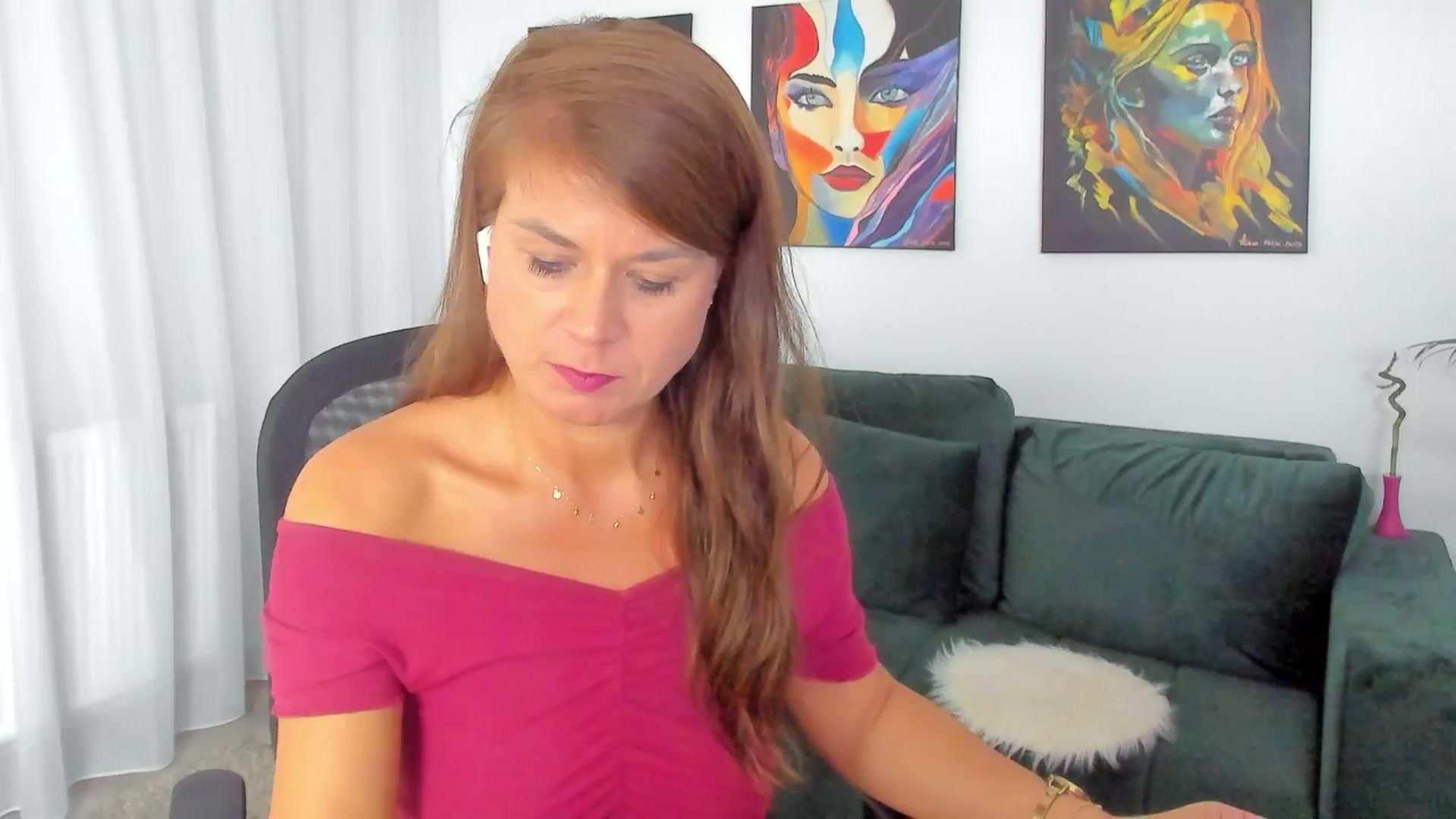 Gallery image thumbnail from SuaveGia's myfreecams stream on, 09/17/2025, 13:31 image 3 of 20