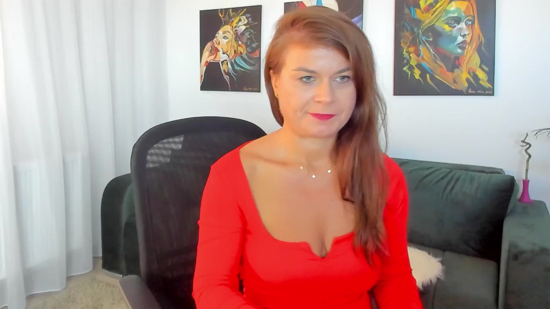 Gallery image thumbnail from SuaveGia's myfreecams stream on, 09/18/2025, 07:41 image 18 of 20