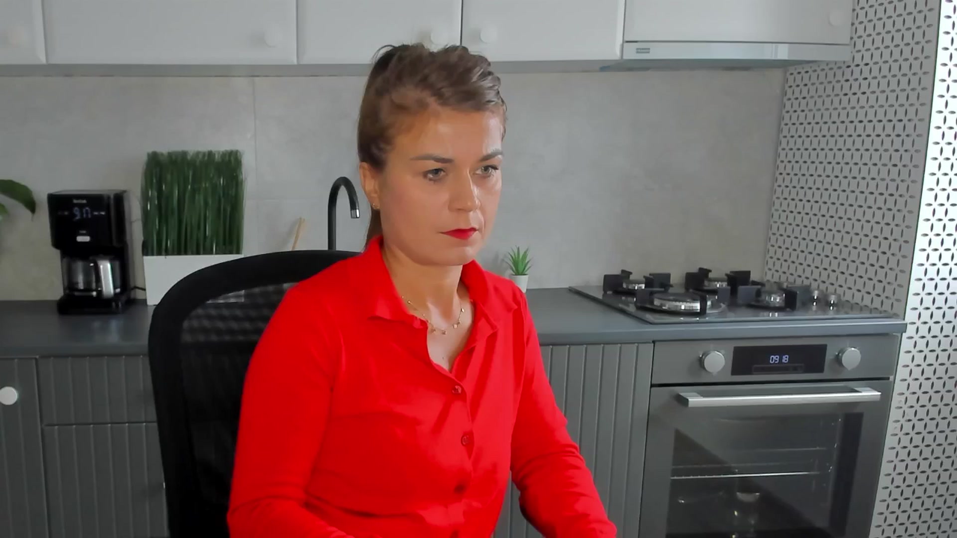 Gallery image thumbnail from SuaveGia's myfreecams stream on, 09/26/2025, 06:24 image 19 of 20