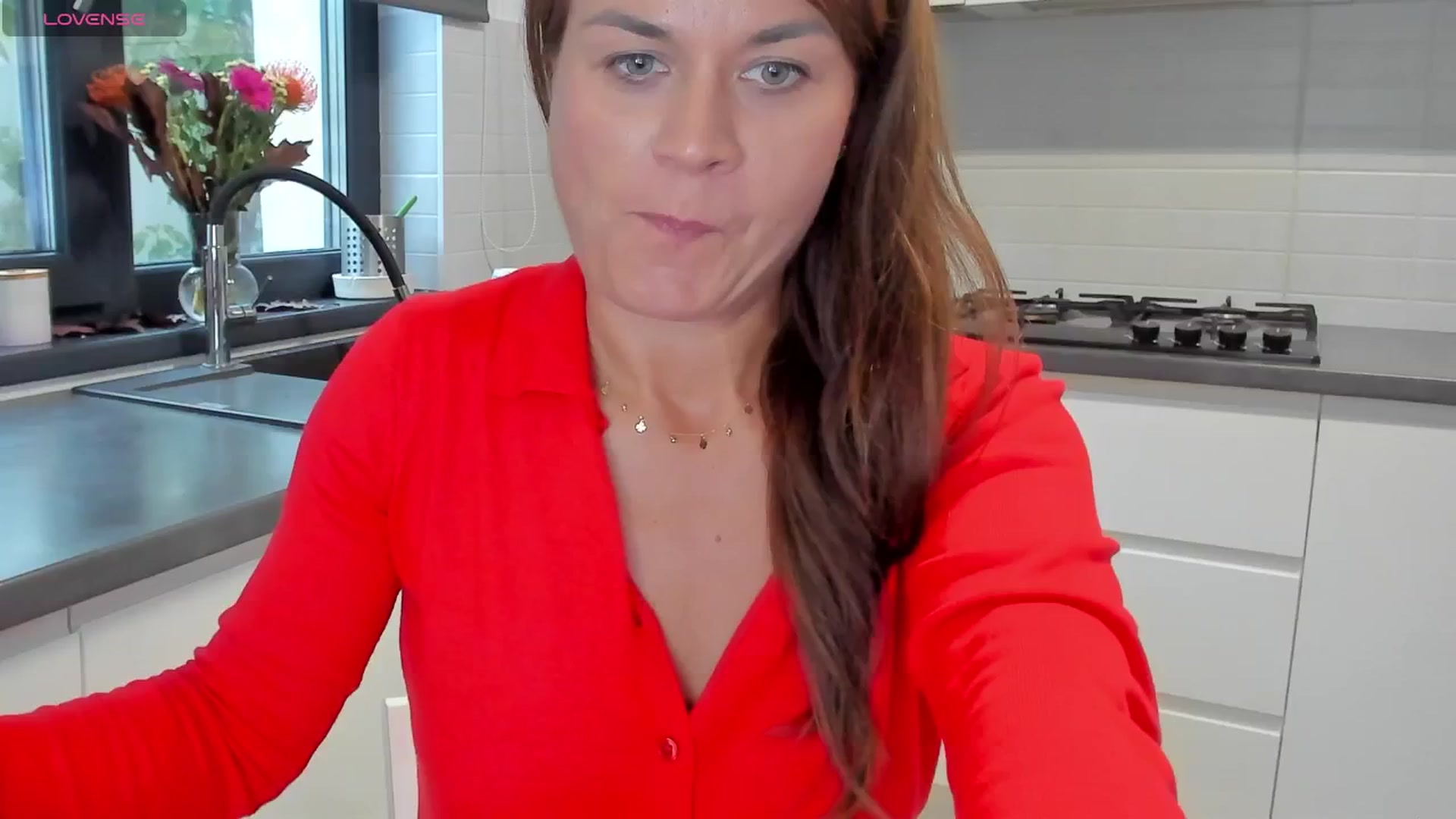 Gallery image thumbnail from SuaveGia's myfreecams stream on, 10/07/2025, 13:03 image 3 of 20