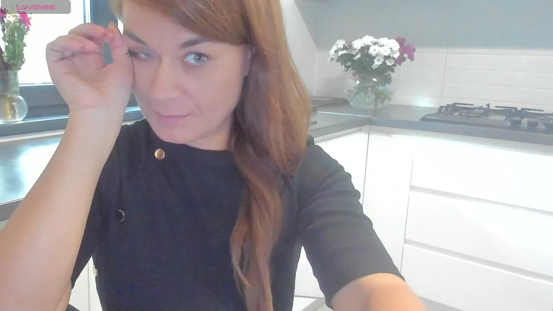 Gallery image thumbnail from SuaveGia's myfreecams stream on, 10/09/2025, 10:15 image 10 of 20