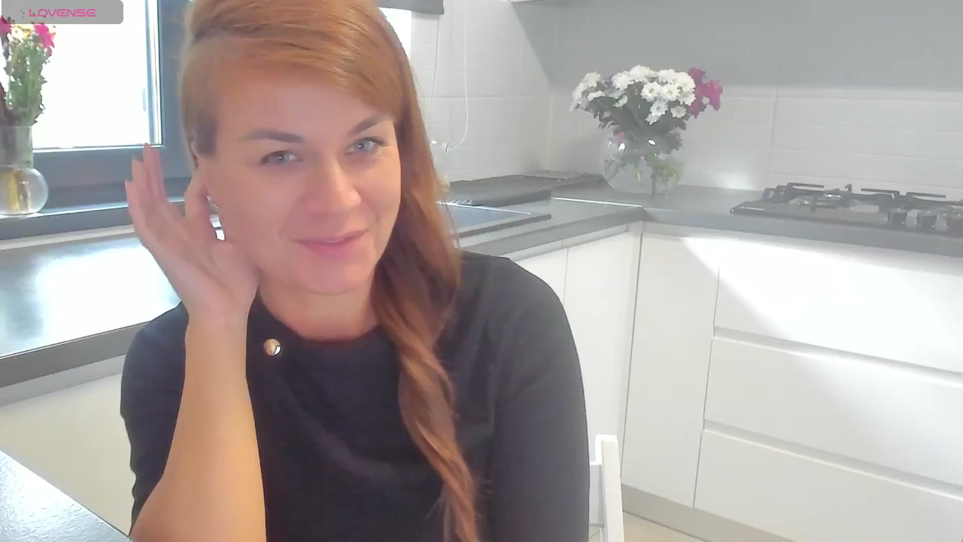 Gallery image thumbnail from SuaveGia's myfreecams stream on, 10/09/2025, 10:15 image 13 of 20