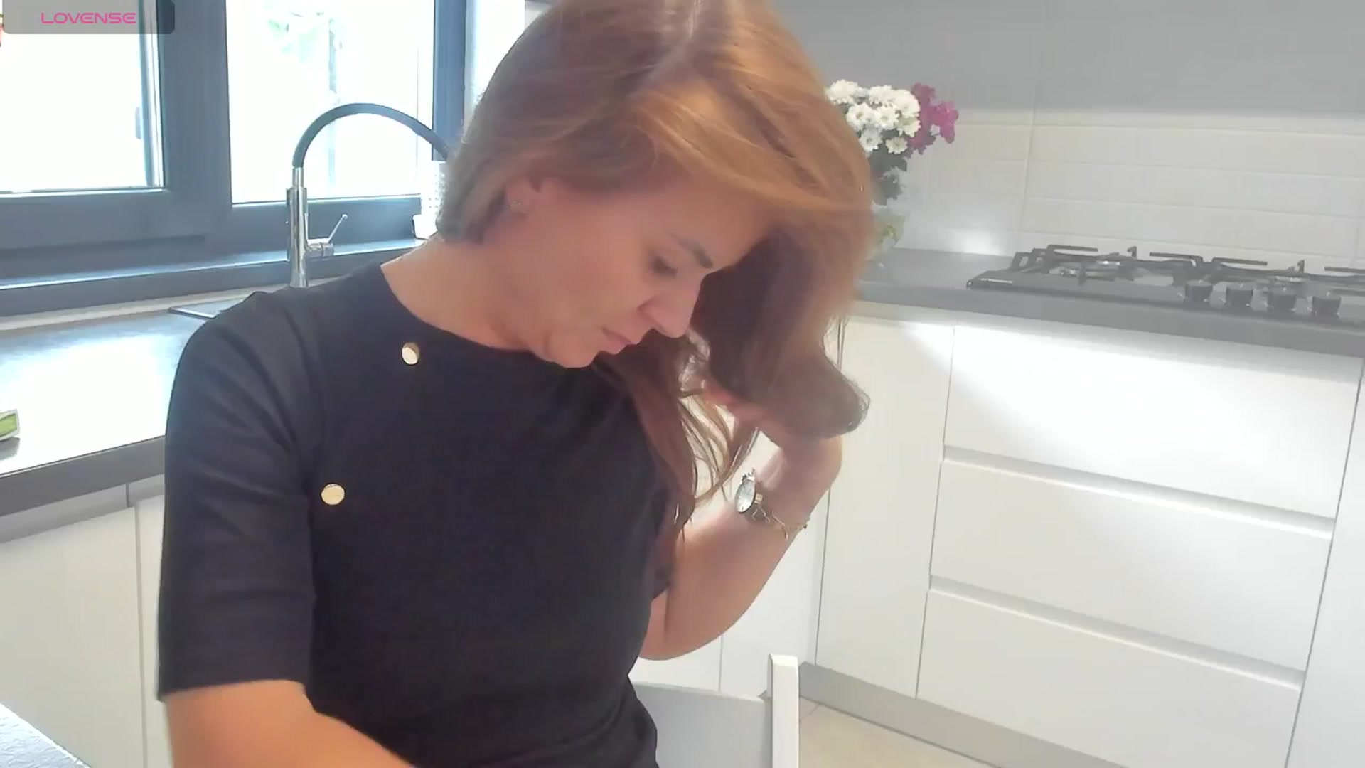 Gallery image thumbnail from SuaveGia's myfreecams stream on, 10/09/2025, 11:54 image 8 of 20
