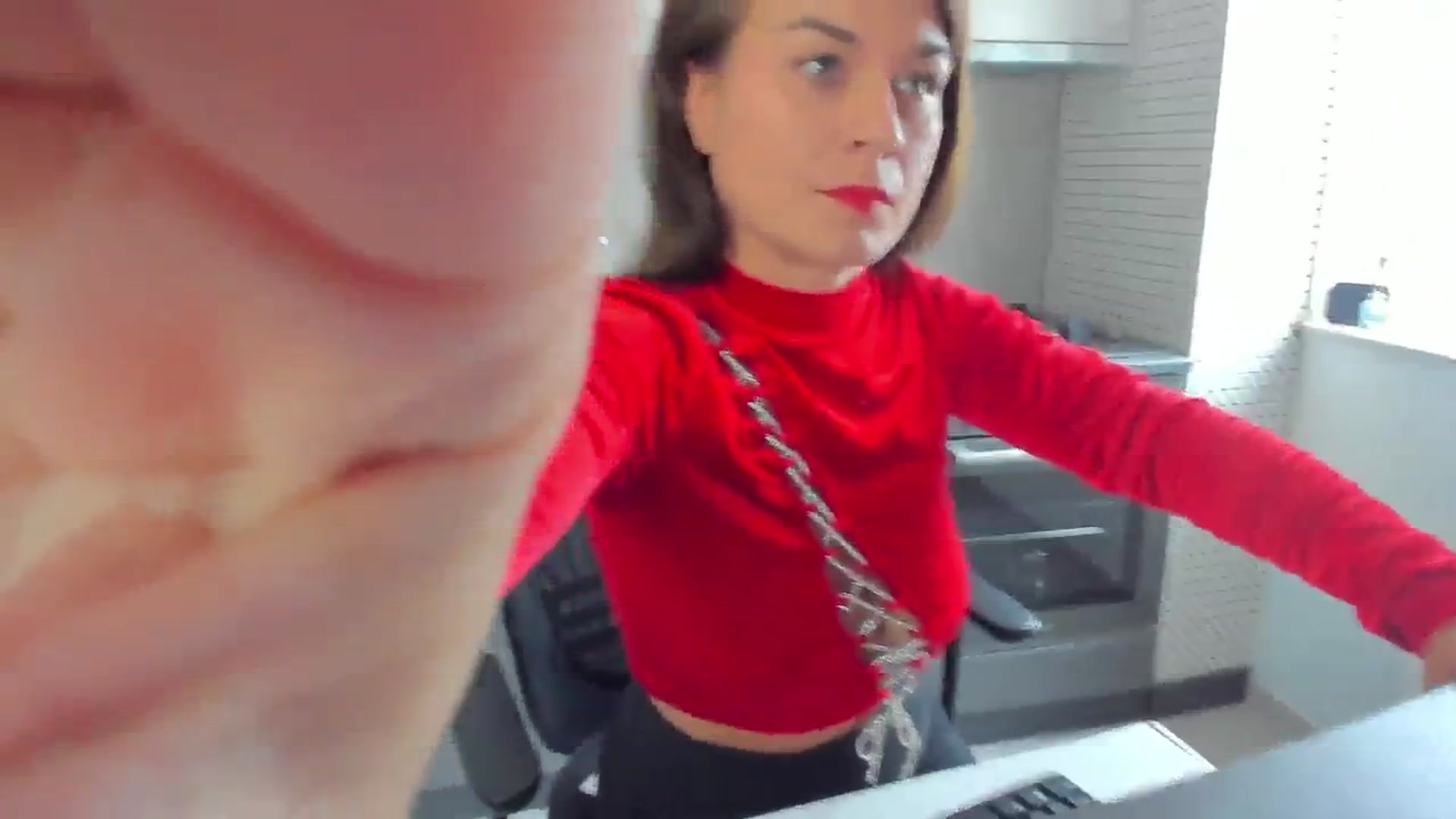 Gallery image thumbnail from SuaveGia's myfreecams stream on, 10/13/2025, 09:01 image 15 of 20