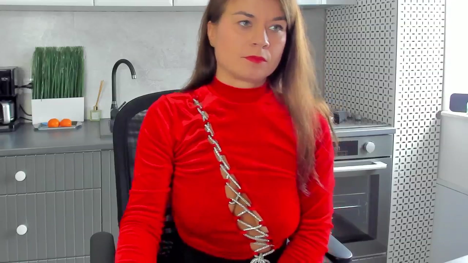 Gallery image thumbnail from SuaveGia's myfreecams stream on, 10/13/2025, 09:01 image 6 of 20