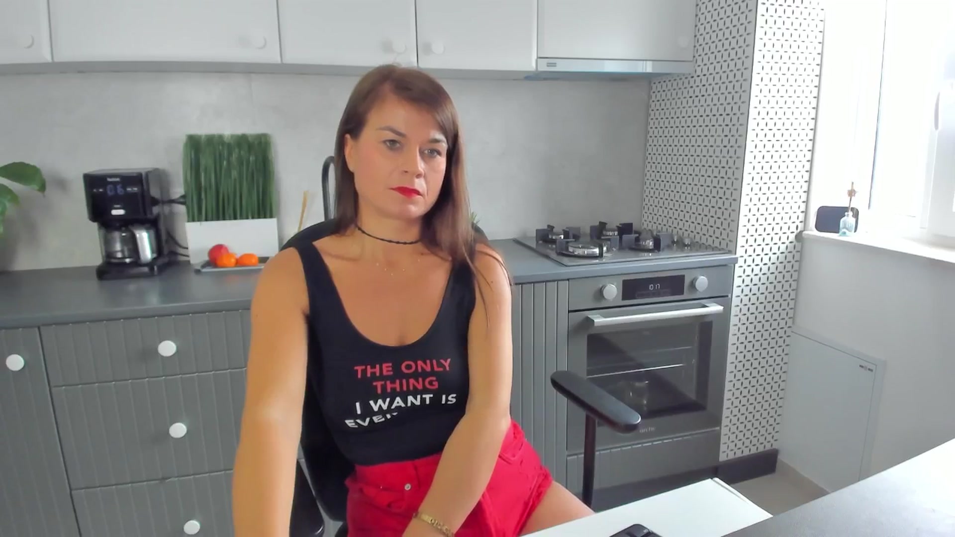 Gallery image thumbnail from SuaveGia's myfreecams stream on, 10/14/2025, 08:19 image 11 of 20