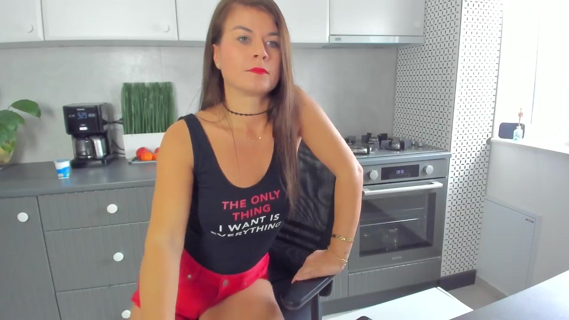 Gallery image thumbnail from SuaveGia's myfreecams stream on, 10/14/2025, 08:19 image 3 of 20