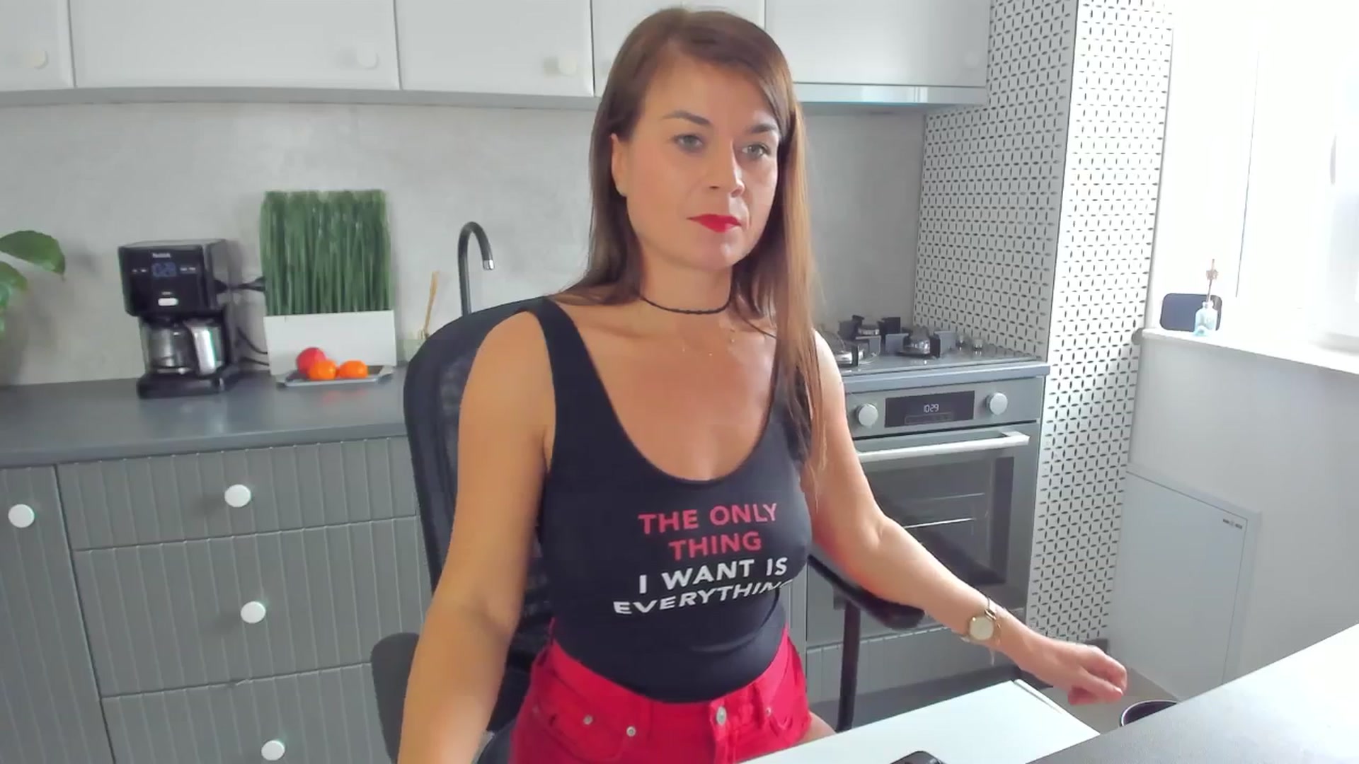 Gallery image thumbnail from SuaveGia's myfreecams stream on, 10/14/2025, 08:19 image 13 of 20