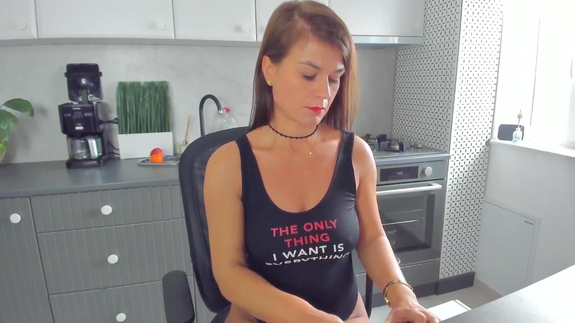 Gallery image thumbnail from SuaveGia's myfreecams stream on, 10/14/2025, 13:15 image 3 of 20