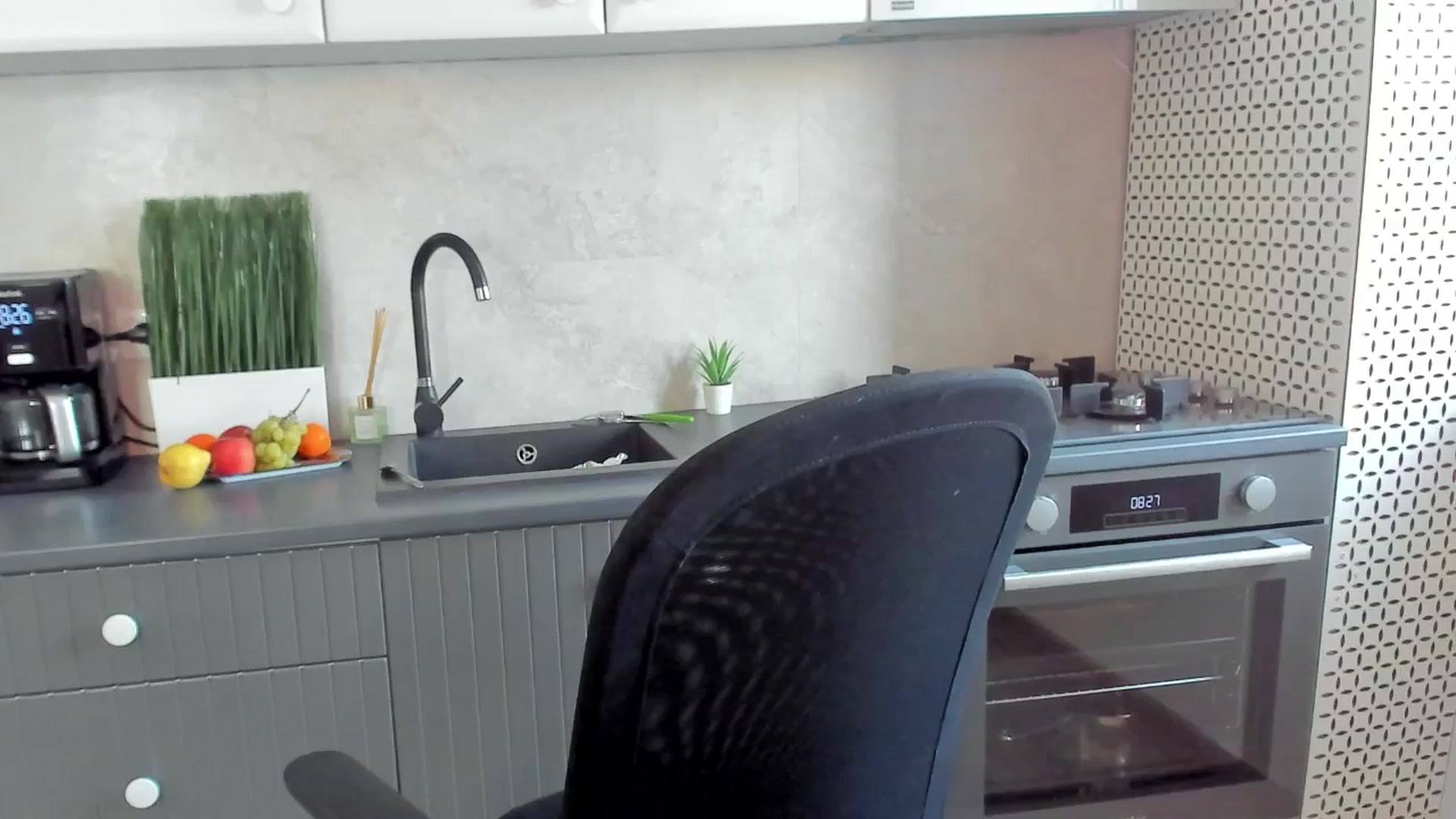 Gallery image thumbnail from SuaveGia's myfreecams stream on, 10/17/2025, 06:22 image 1 of 20