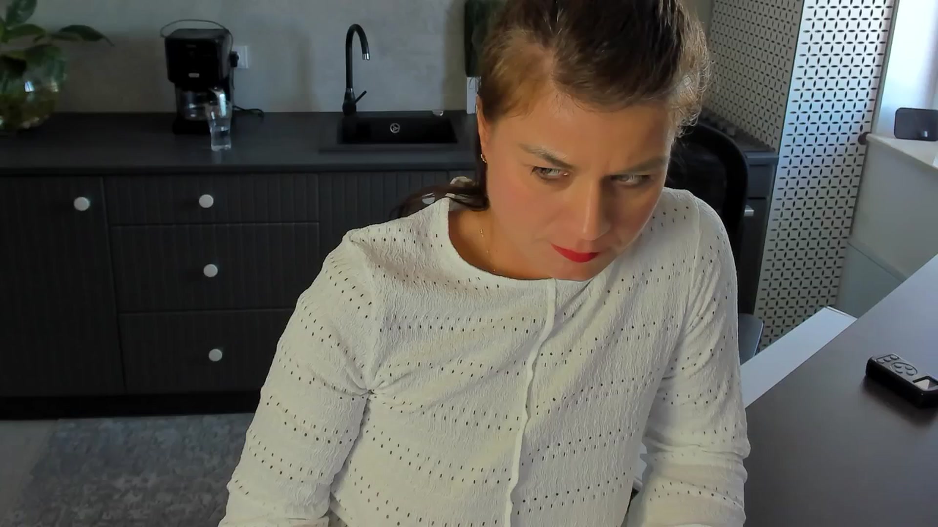Gallery image thumbnail from SuaveGia's myfreecams stream on, 03/10/2026, 12:07 image 11 of 20