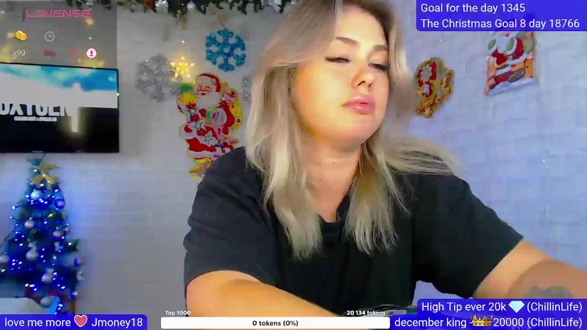 Gallery image thumbnail from SuchCute_'s myfreecams stream on, 12/25/2023, 06:12 image 18 of 20