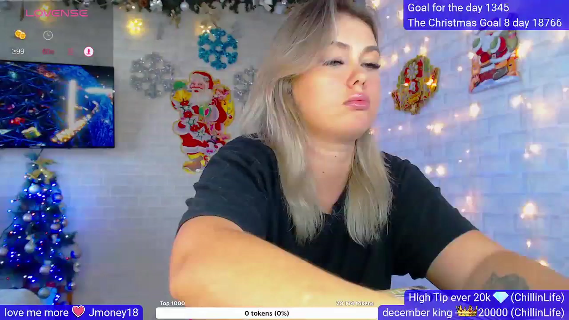 Gallery image thumbnail from SuchCute_'s myfreecams stream on, 12/25/2023, 06:12 image 10 of 20