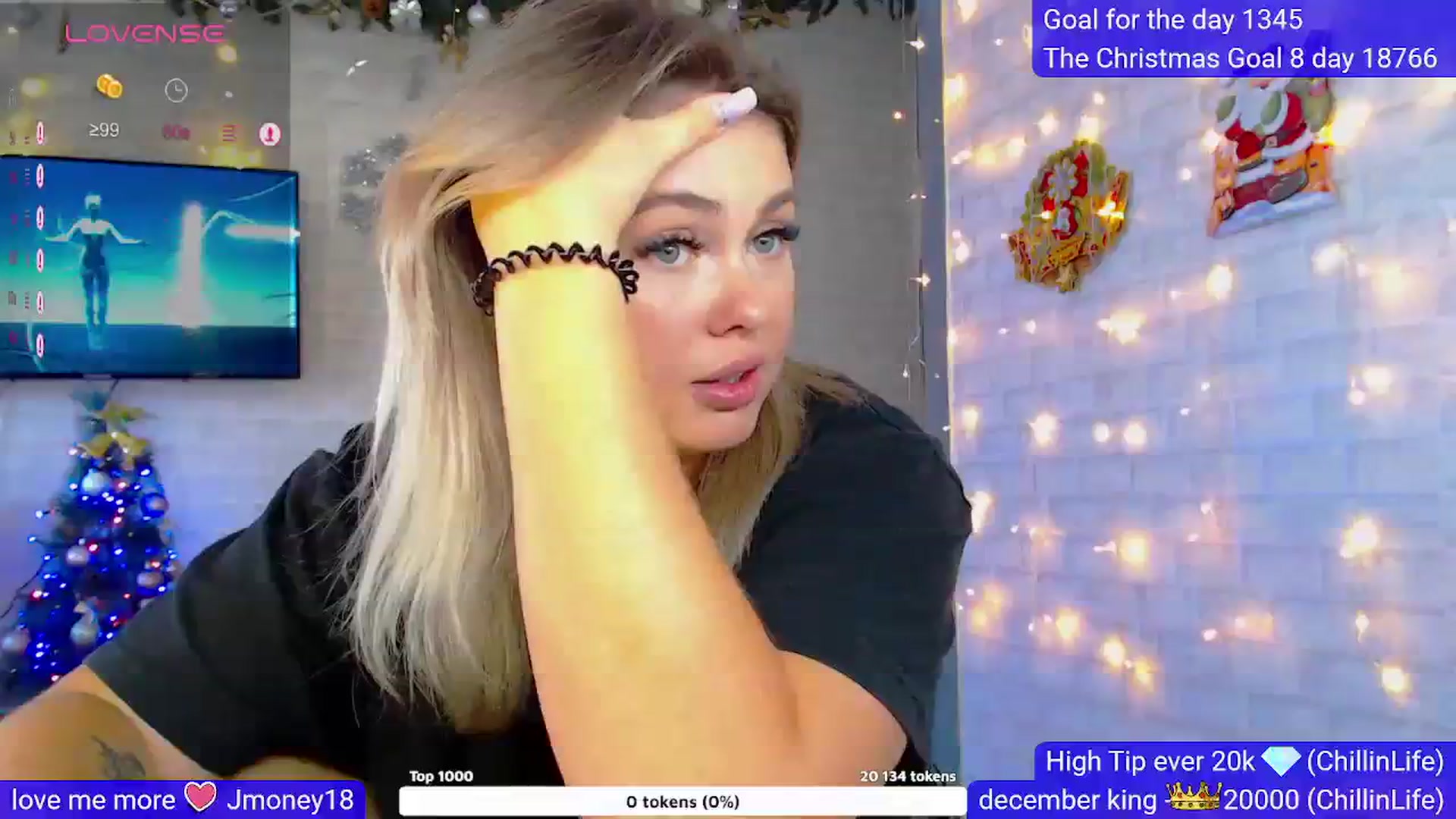 Gallery image thumbnail from SuchCute_'s myfreecams stream on, 12/25/2023, 06:12 image 4 of 20