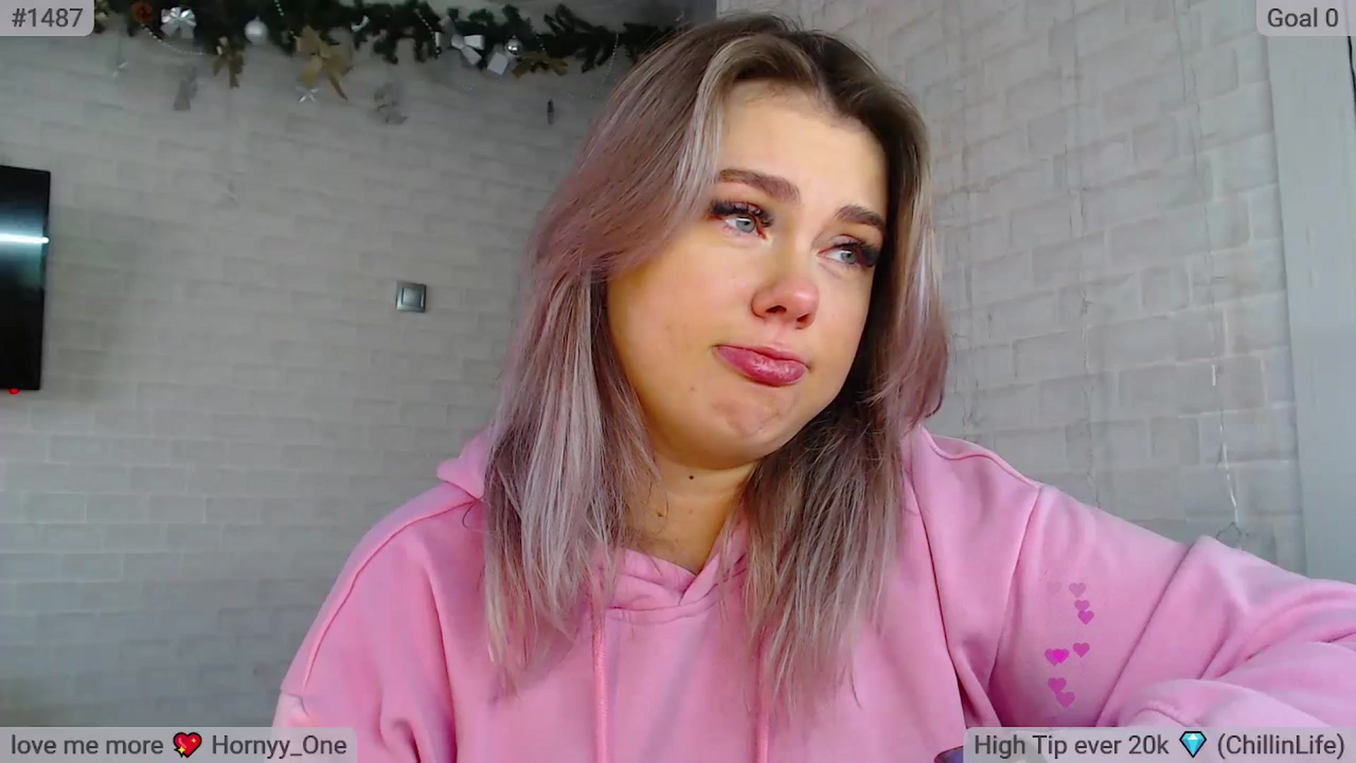 Gallery image thumbnail from SuchCute_'s myfreecams stream on, 01/22/2024, 06:15 image 4 of 20