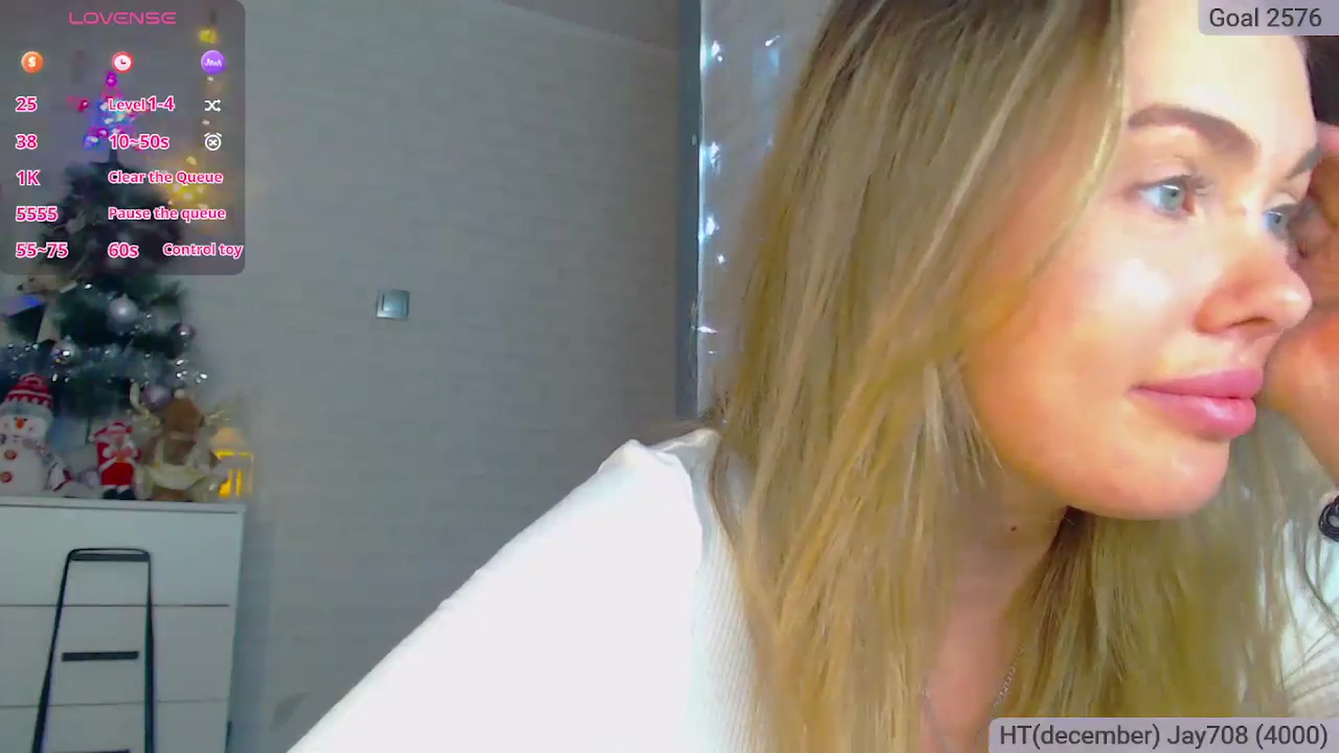 Gallery image thumbnail from SuchCute_'s myfreecams stream on, 12/26/2024, 03:19 image 14 of 20