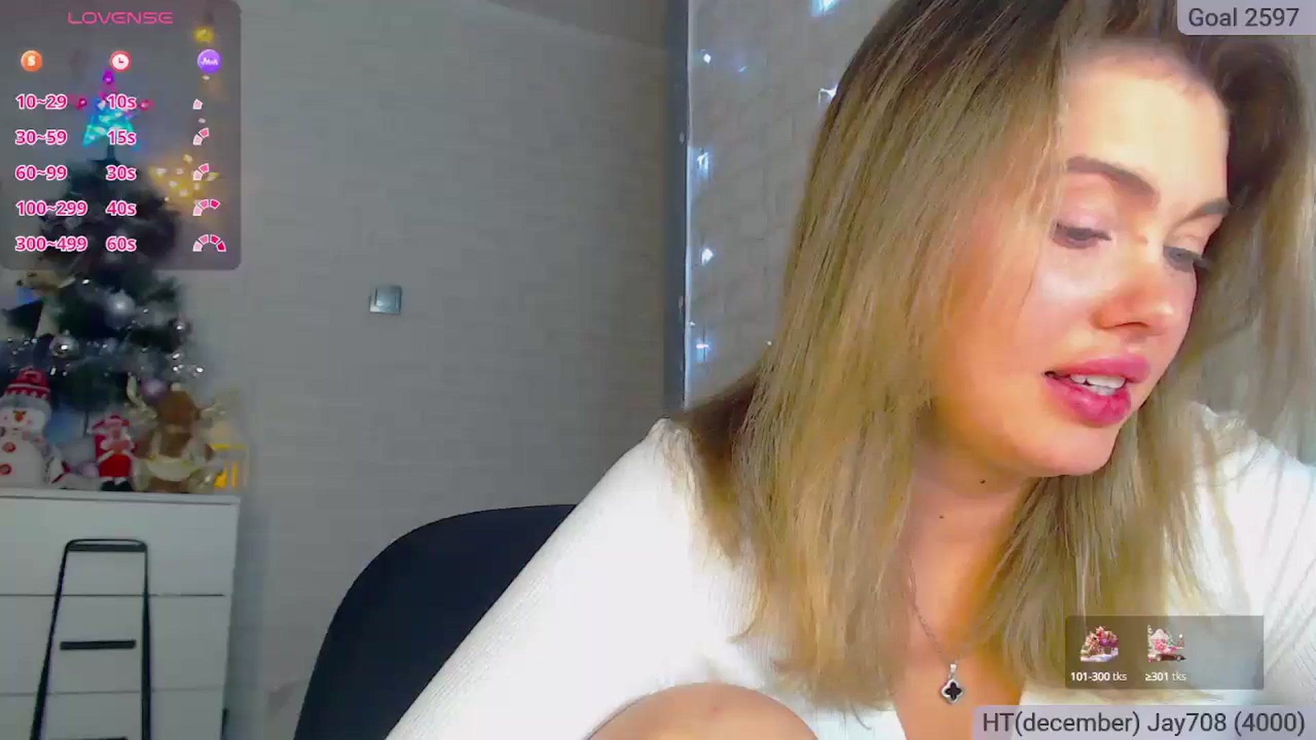 Gallery image thumbnail from SuchCute_'s myfreecams stream on, 12/26/2024, 03:19 image 5 of 20